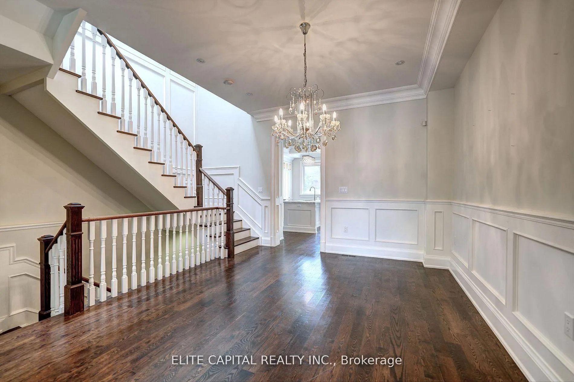 Photo 11 of 311 Davisville Avenue, Toronto, Mount Pleasant East — HOMEH