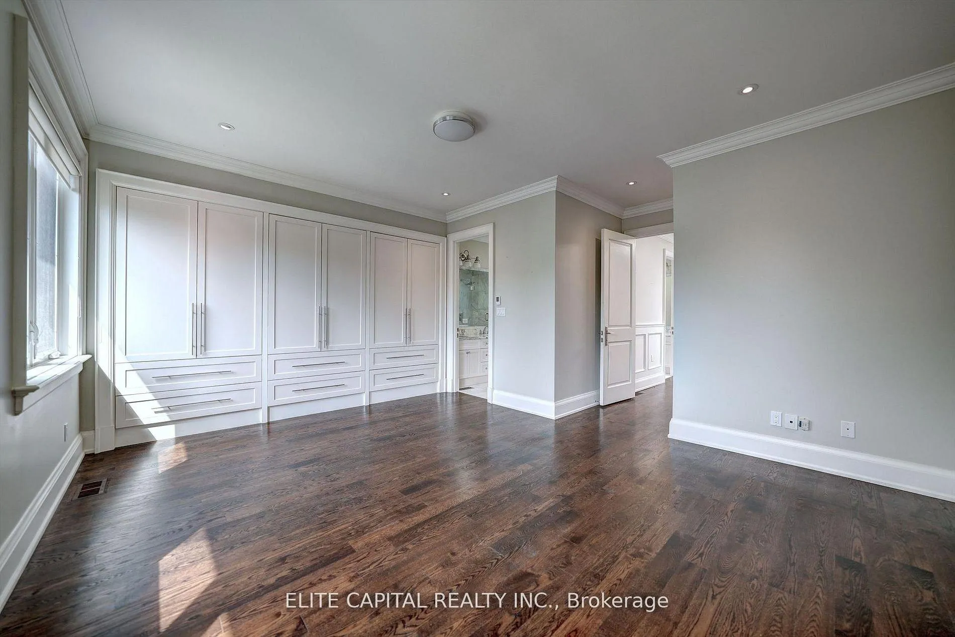 Photo 17 of 311 Davisville Avenue, Toronto, Mount Pleasant East — HOMEH
