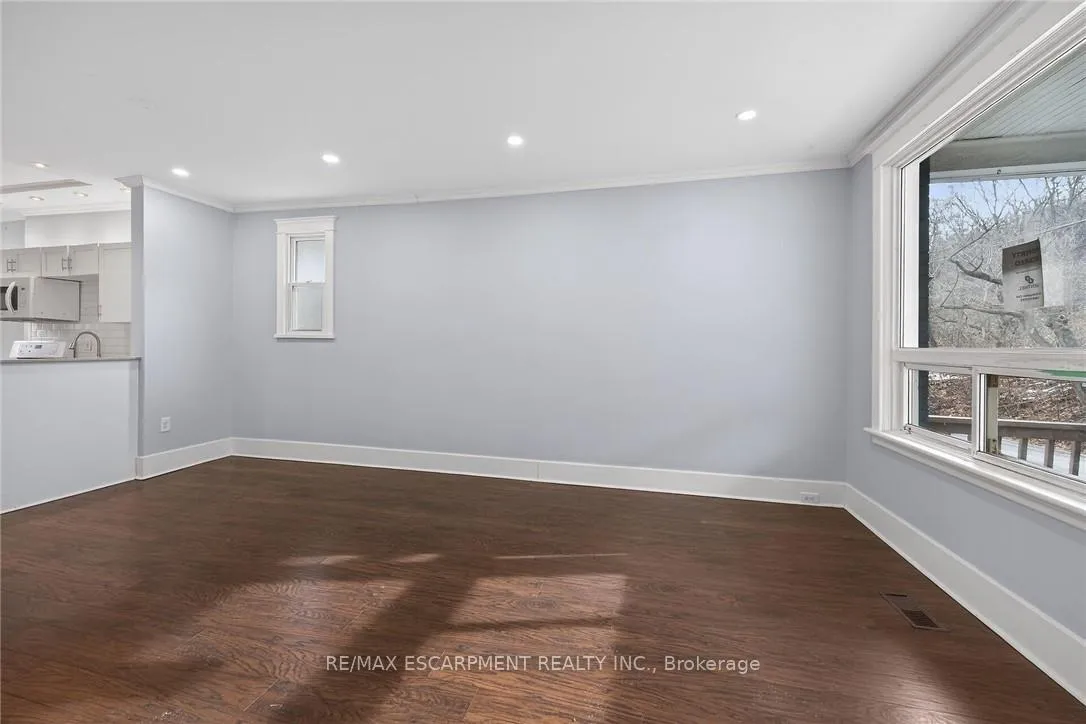 Photo 9 of 495 Charlton Avenue E, Hamilton, Stinson — HOMEH