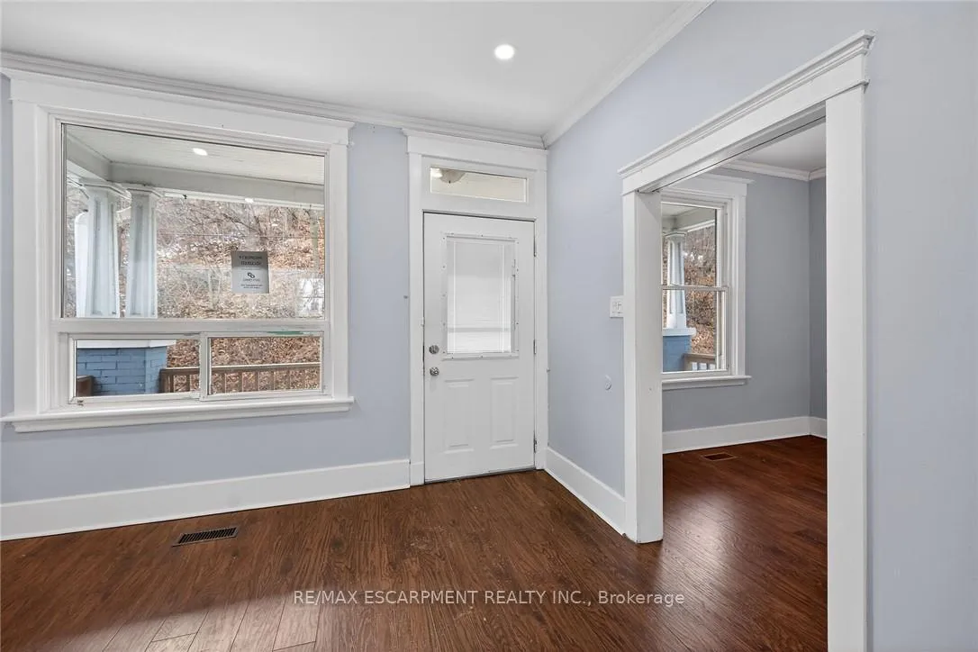 Photo 12 of 495 Charlton Avenue E, Hamilton, Stinson — HOMEH