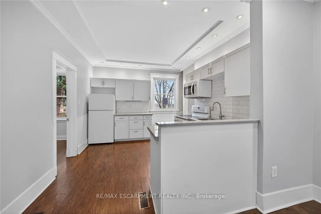 Photo 18 of 495 Charlton Avenue E, Hamilton, Stinson — HOMEH