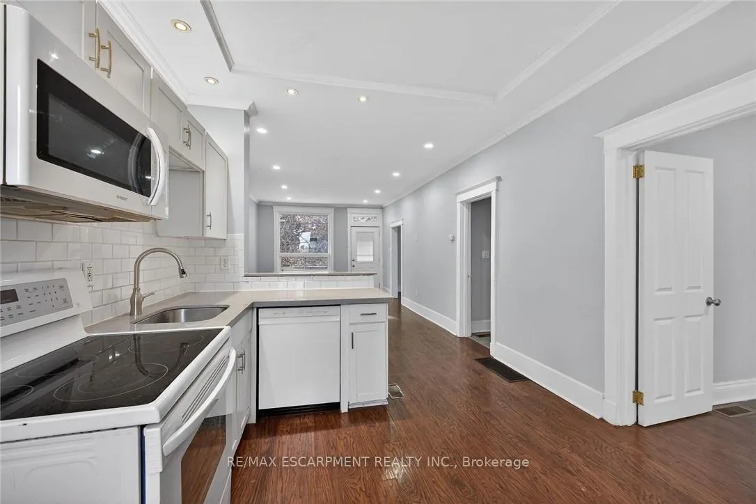 Photo 22 of 495 Charlton Avenue E, Hamilton, Stinson — HOMEH