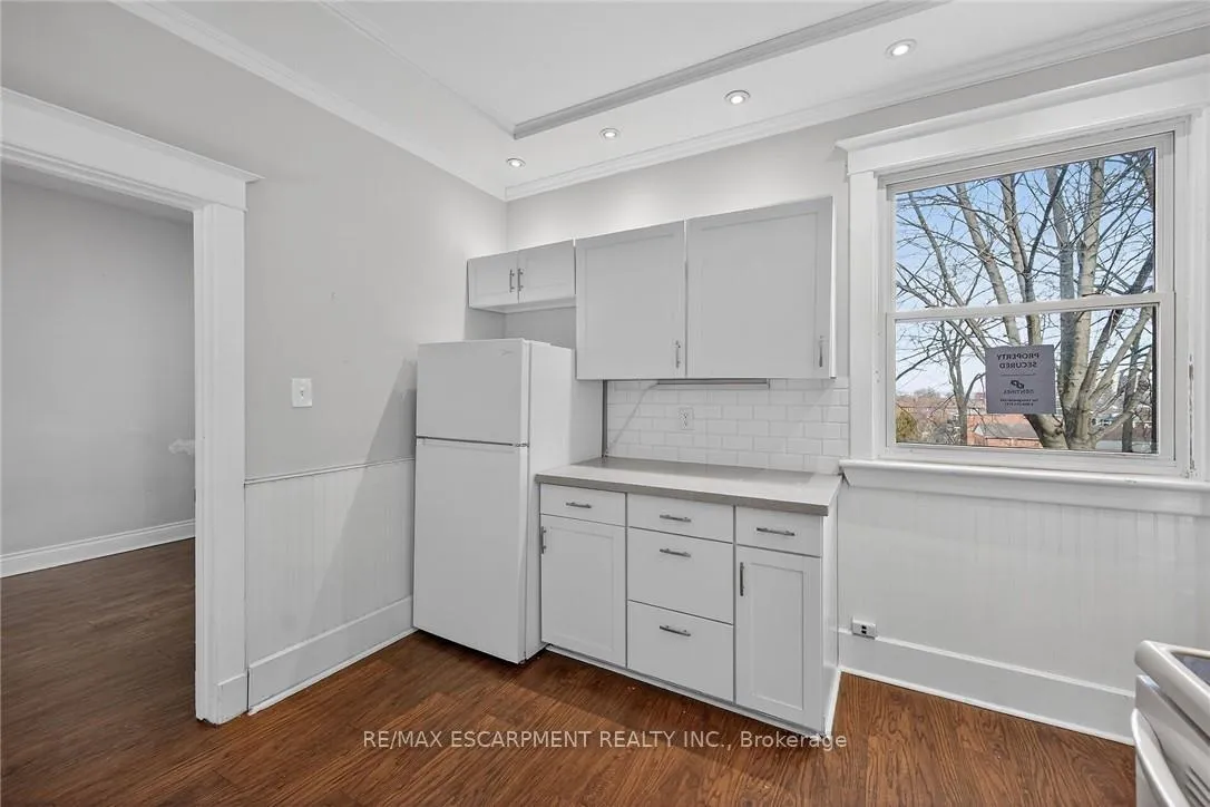 Photo 24 of 495 Charlton Avenue E, Hamilton, Stinson — HOMEH