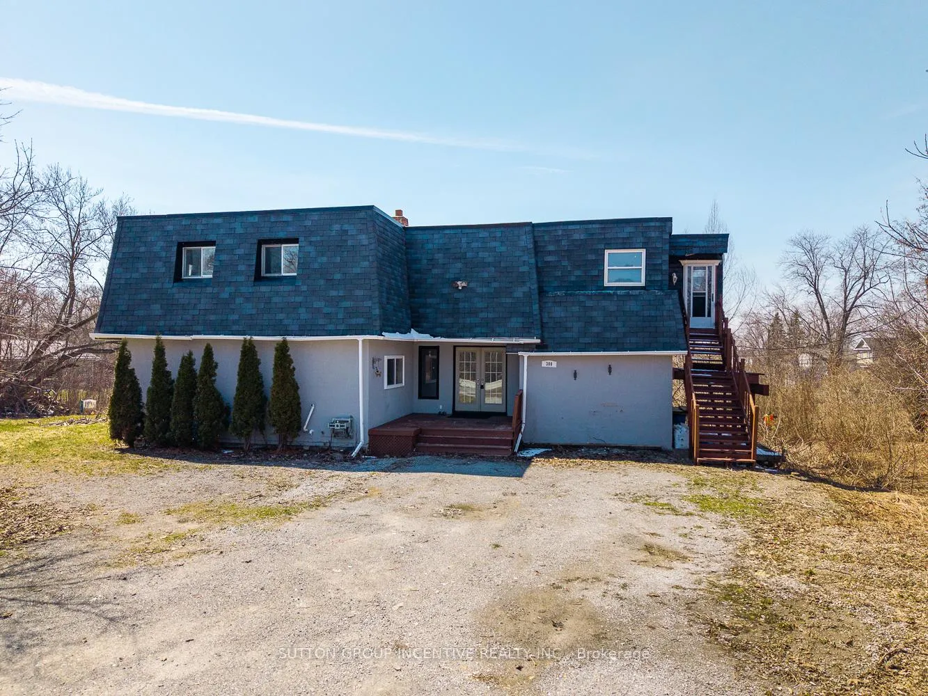 Photo 1 of 300 Metro Road N, Georgina, Historic Lakeshore Communities — HOMEH