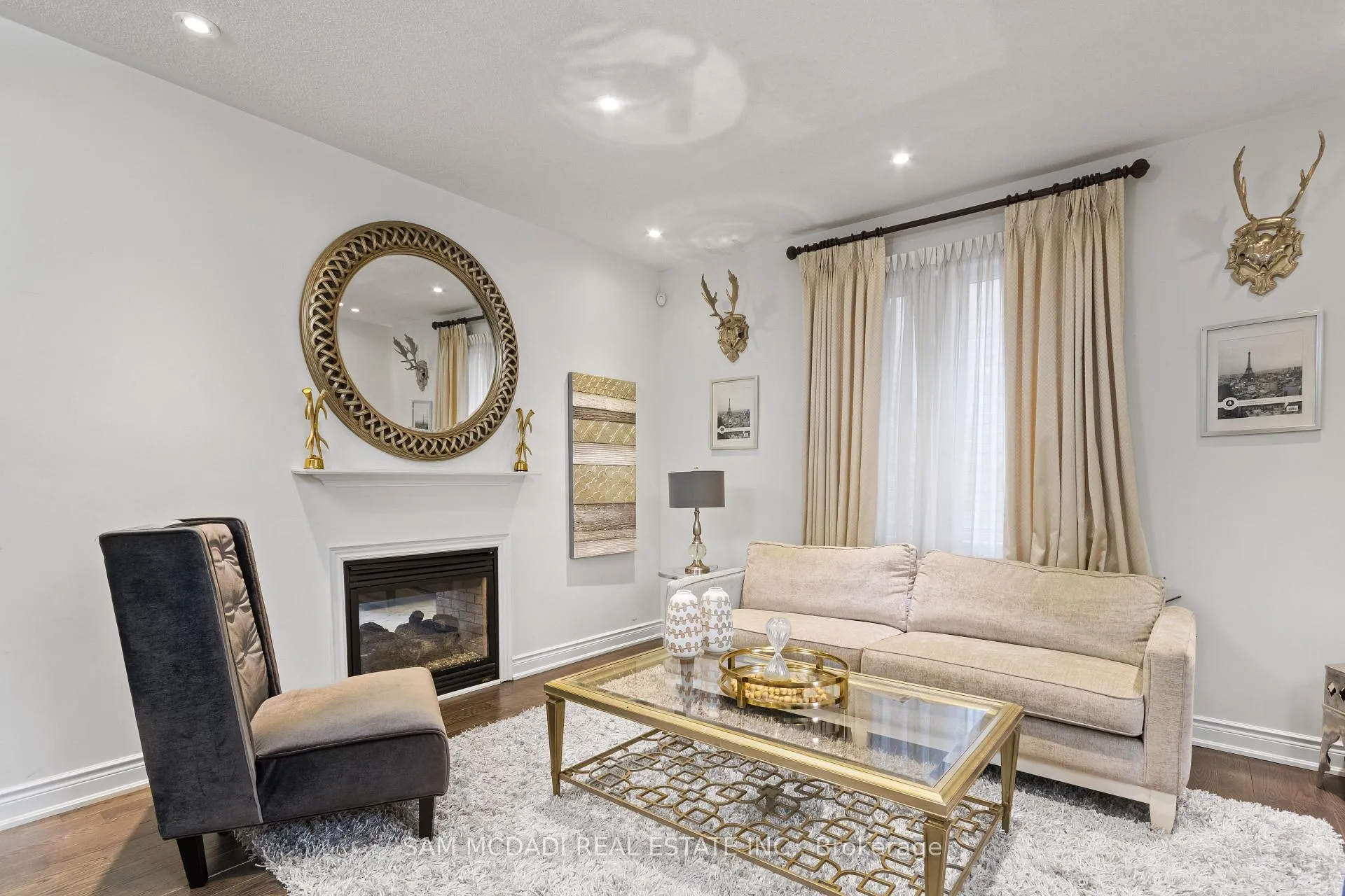 Photo 5 of 53 Lorenville Drive, Brampton, Credit Valley — HOMEH