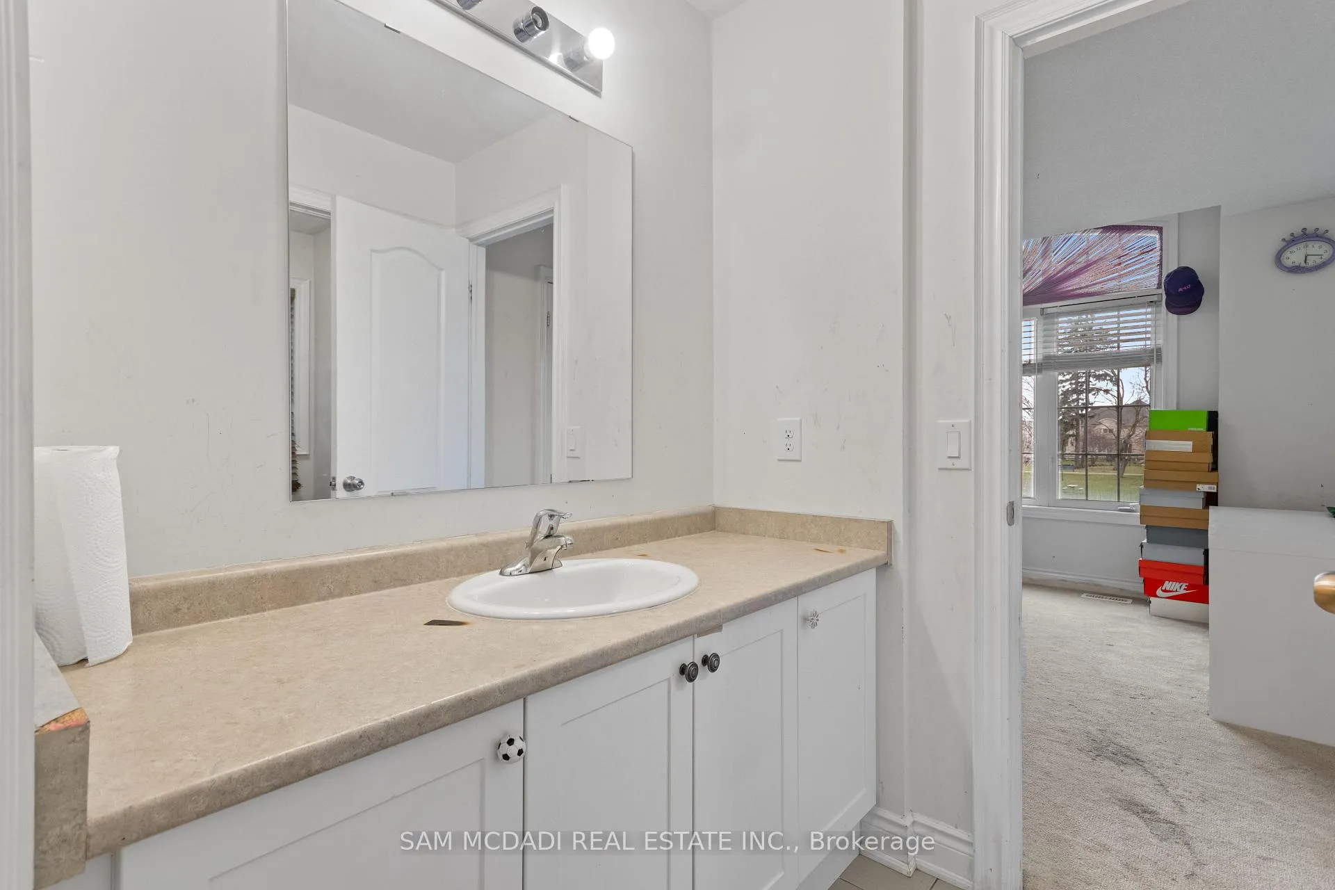Photo 25 of 53 Lorenville Drive, Brampton, Credit Valley — HOMEH