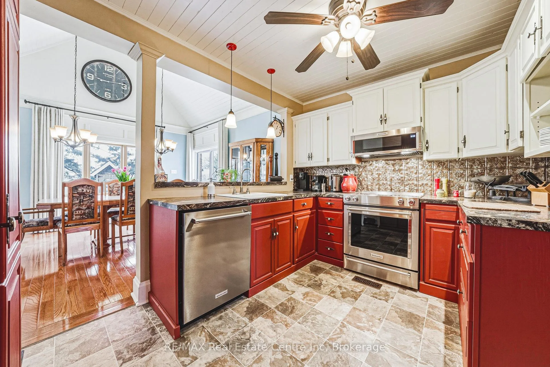 Photo 9 of 55 Vancamp Avenue, Kitchener — HOMEH