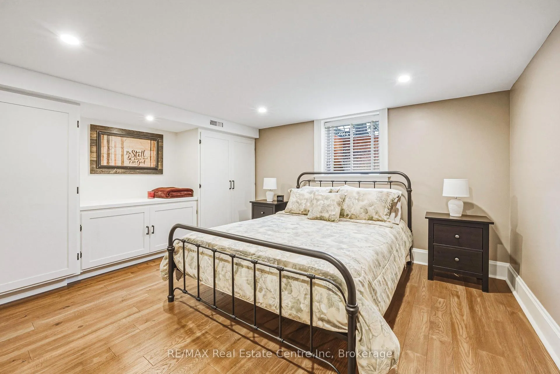 Photo 26 of 55 Vancamp Avenue, Kitchener — HOMEH