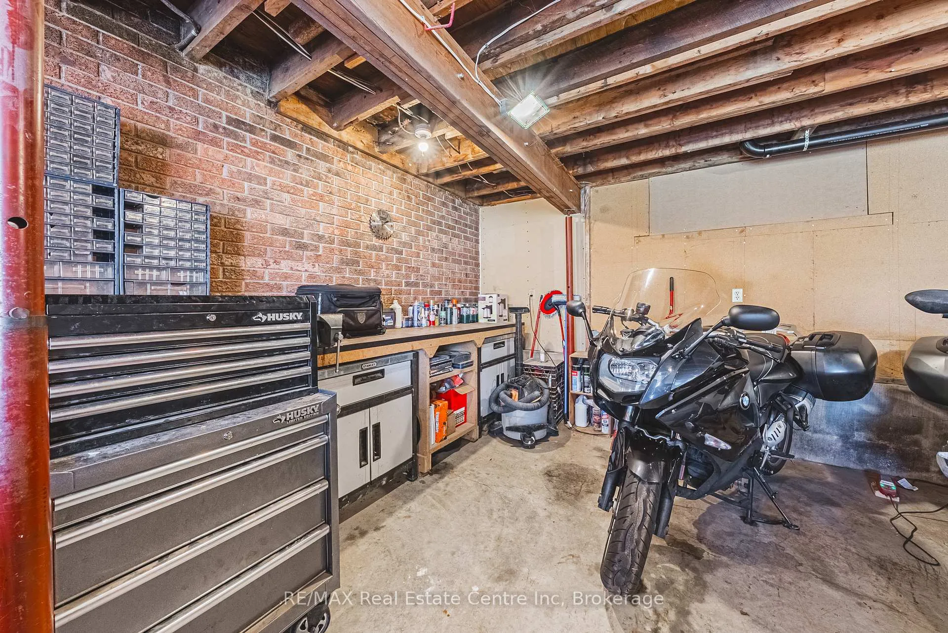 Photo 33 of 55 Vancamp Avenue, Kitchener — HOMEH