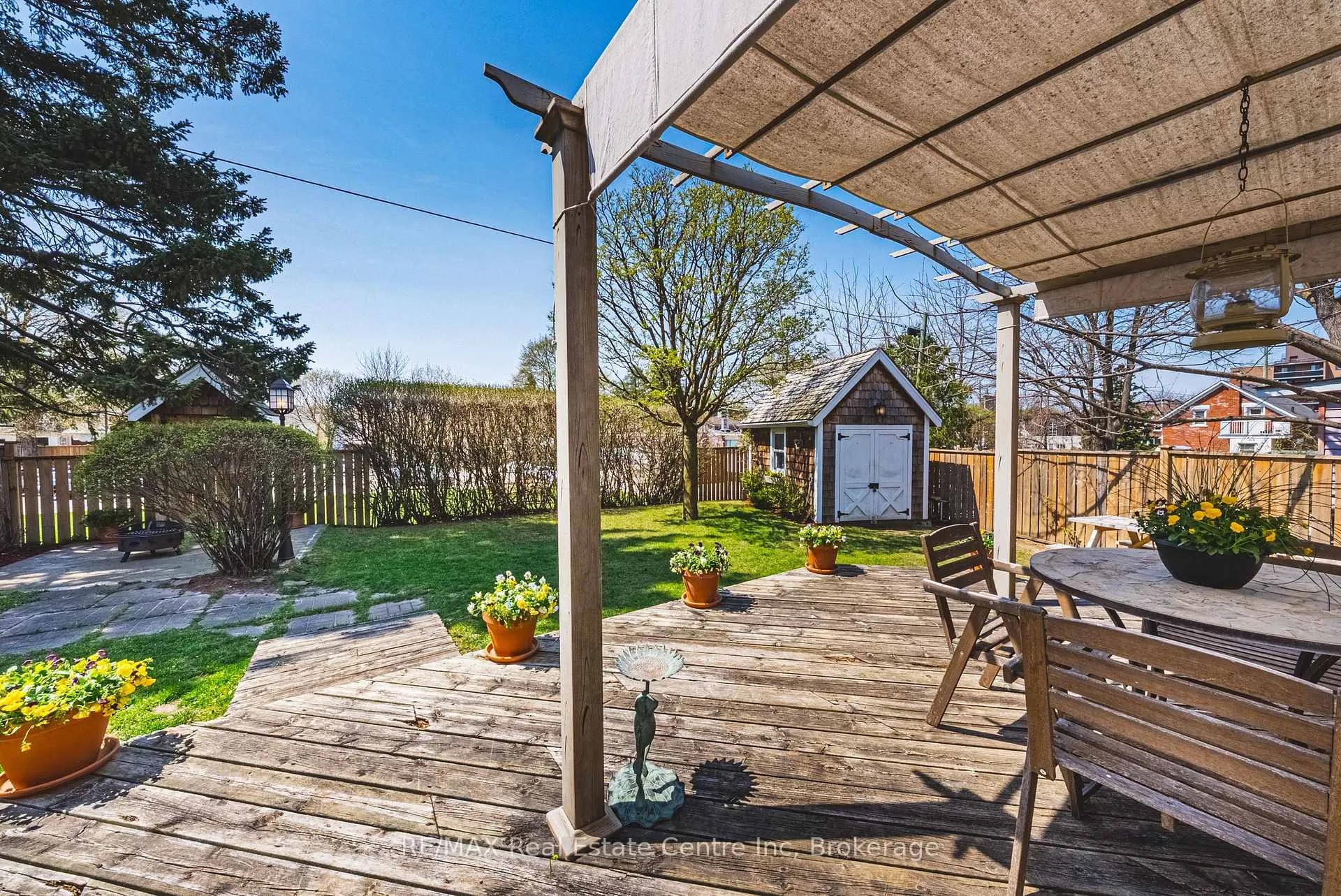 Photo 35 of 55 Vancamp Avenue, Kitchener — HOMEH