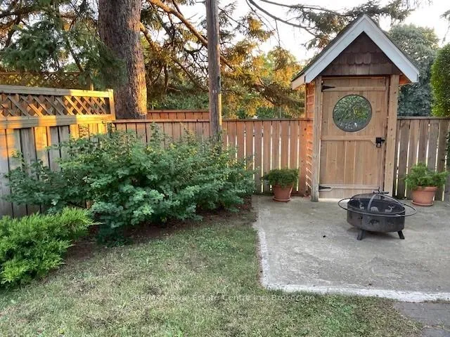 Photo 38 of 55 Vancamp Avenue, Kitchener — HOMEH