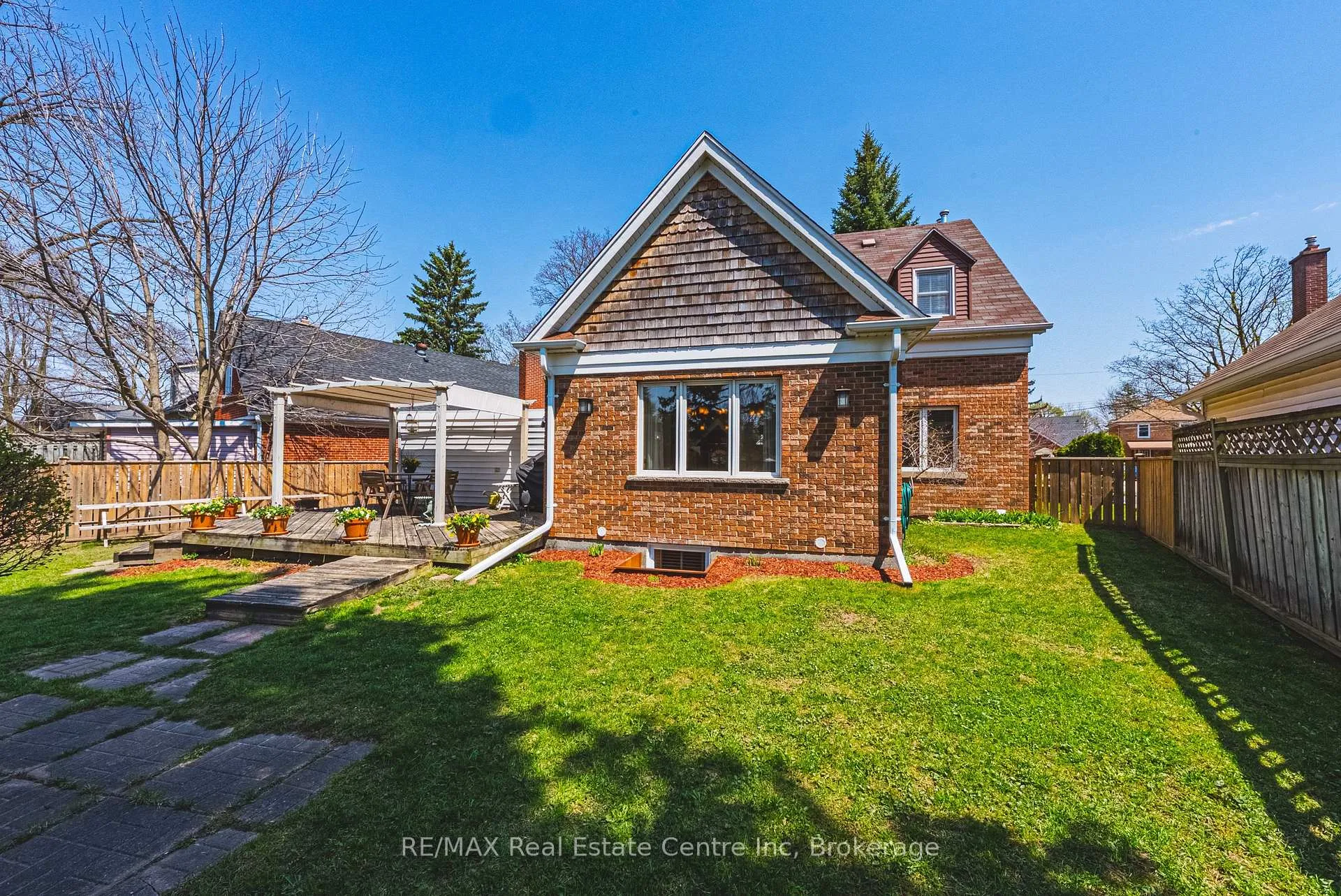 Photo 43 of 55 Vancamp Avenue, Kitchener — HOMEH