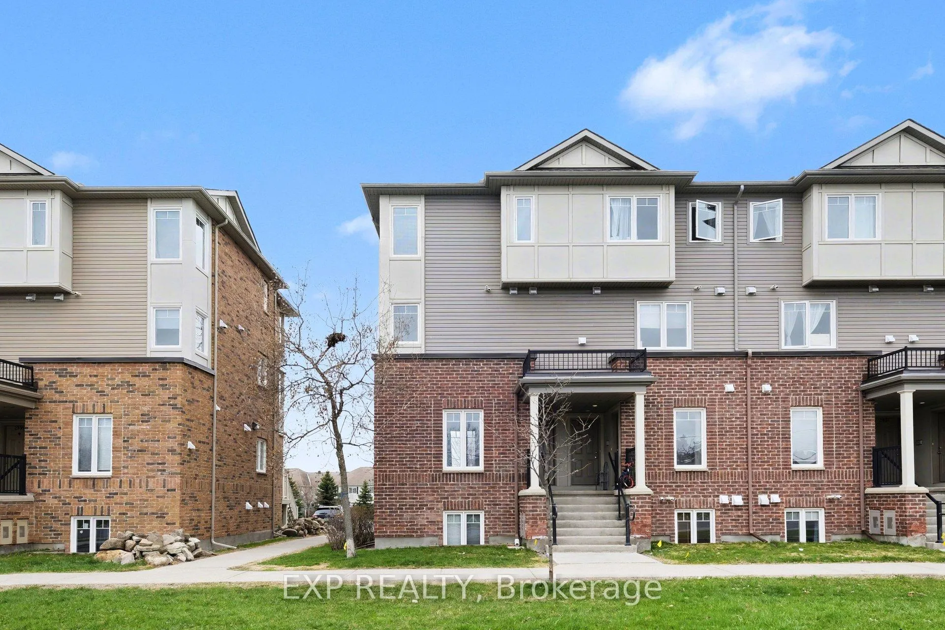 Front of 2563 Longfields Drive