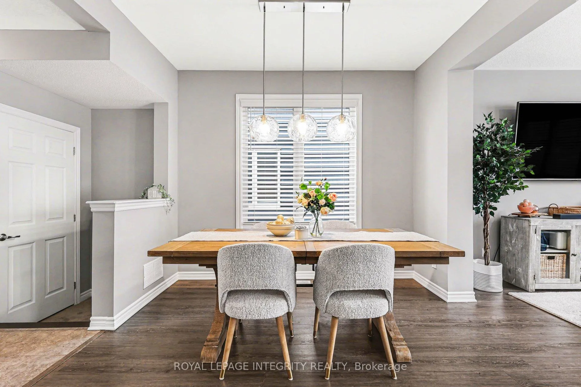 Photo 7 of 530 Cope Drive, Ottawa, Kanata - Emerald Meadows/Trailwest — HOMEH