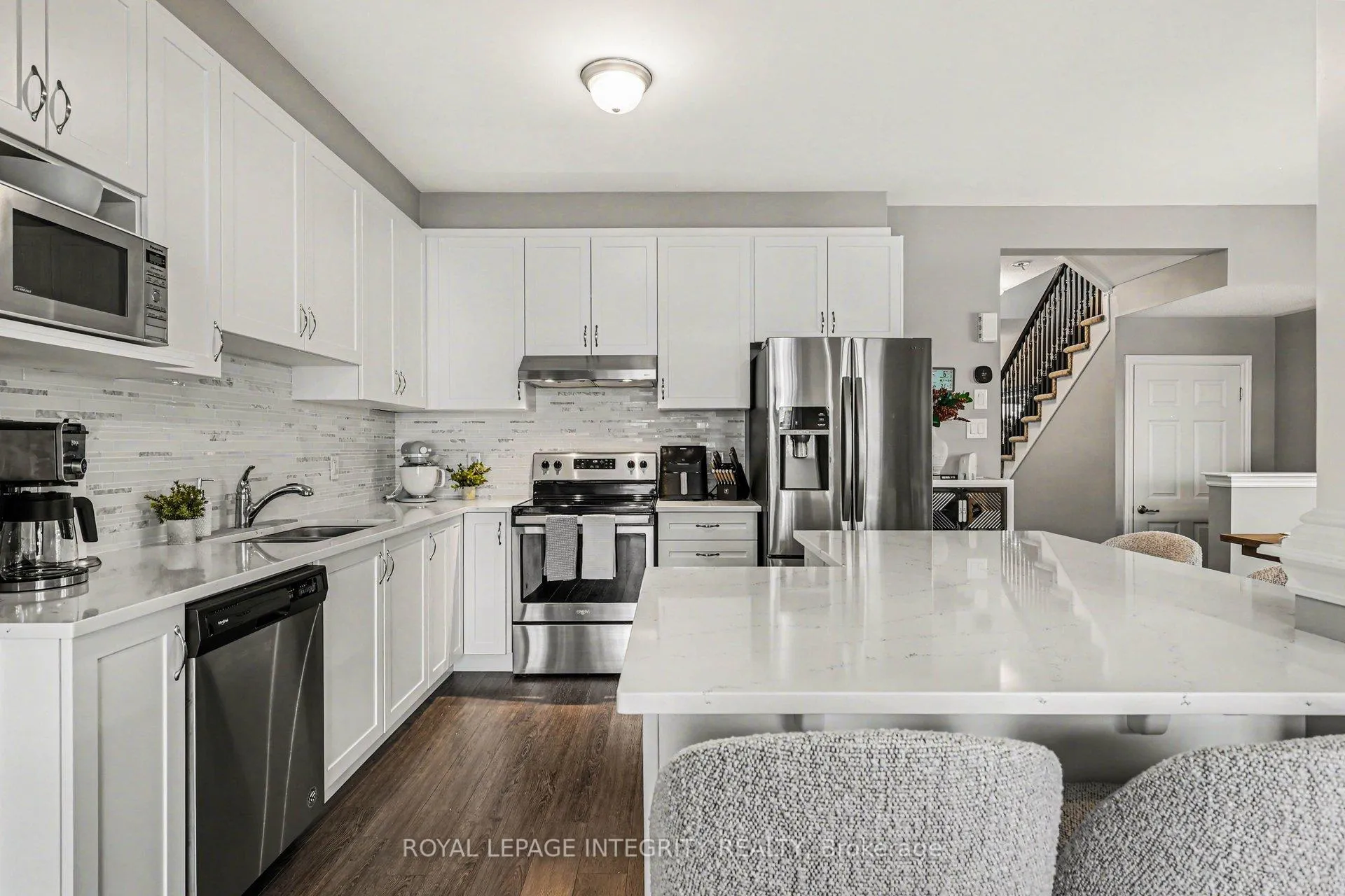 Photo 10 of 530 Cope Drive, Ottawa, Kanata - Emerald Meadows/Trailwest — HOMEH