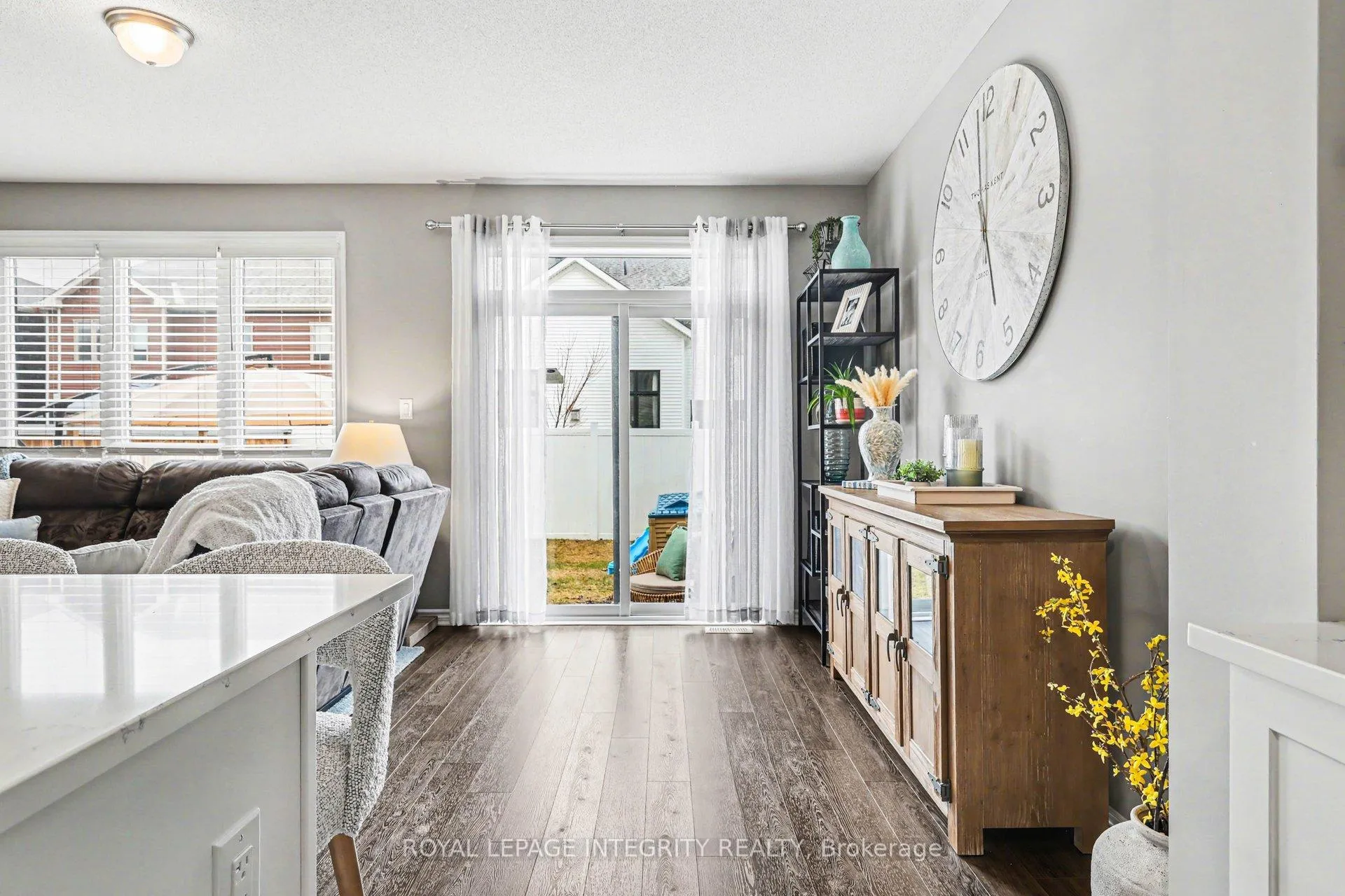Photo 12 of 530 Cope Drive, Ottawa, Kanata - Emerald Meadows/Trailwest — HOMEH