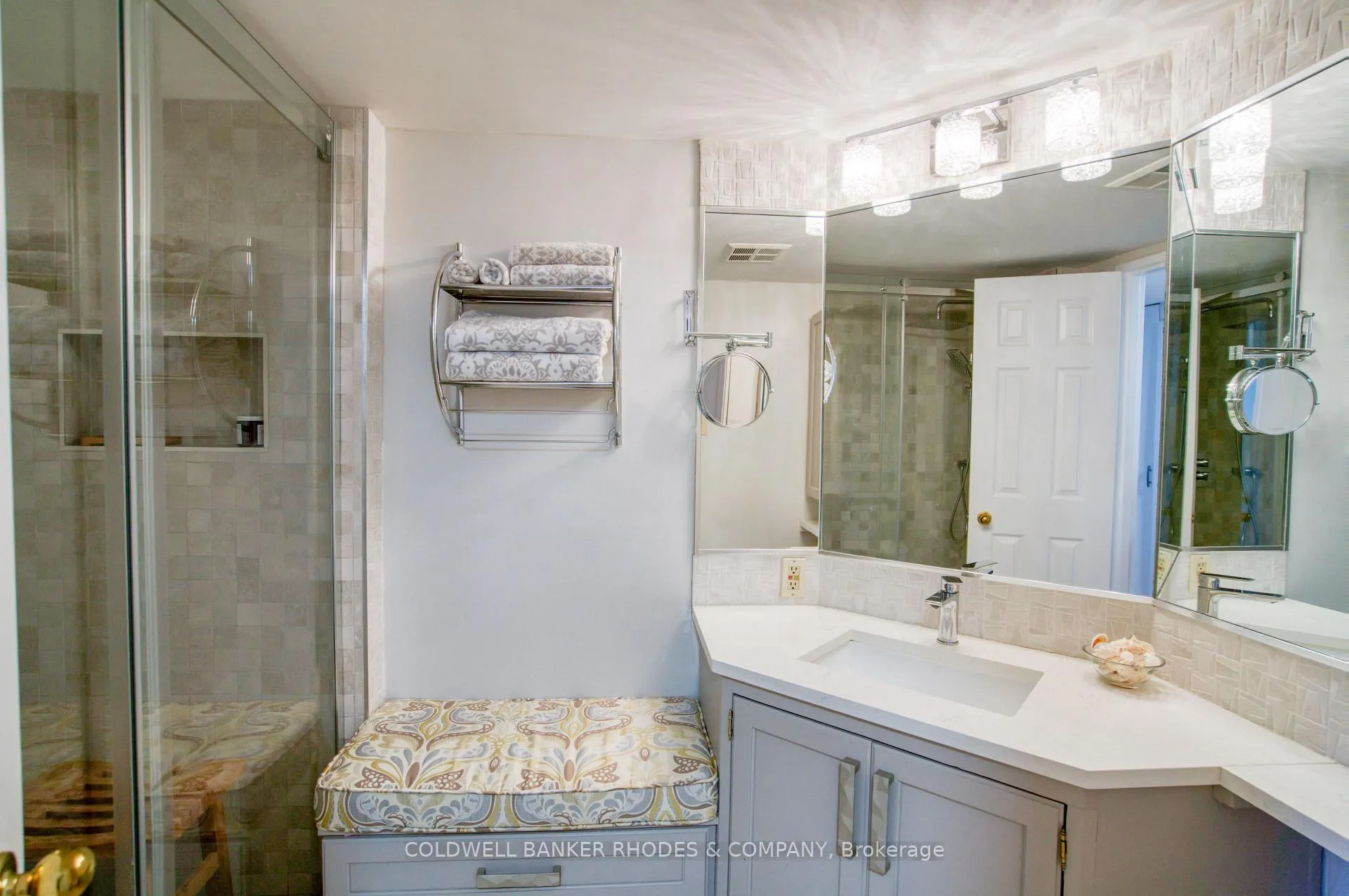 Photo 15 of Unit 46B, 259 Botanica Private, Ottawa, Civic Hospital — HOMEH
