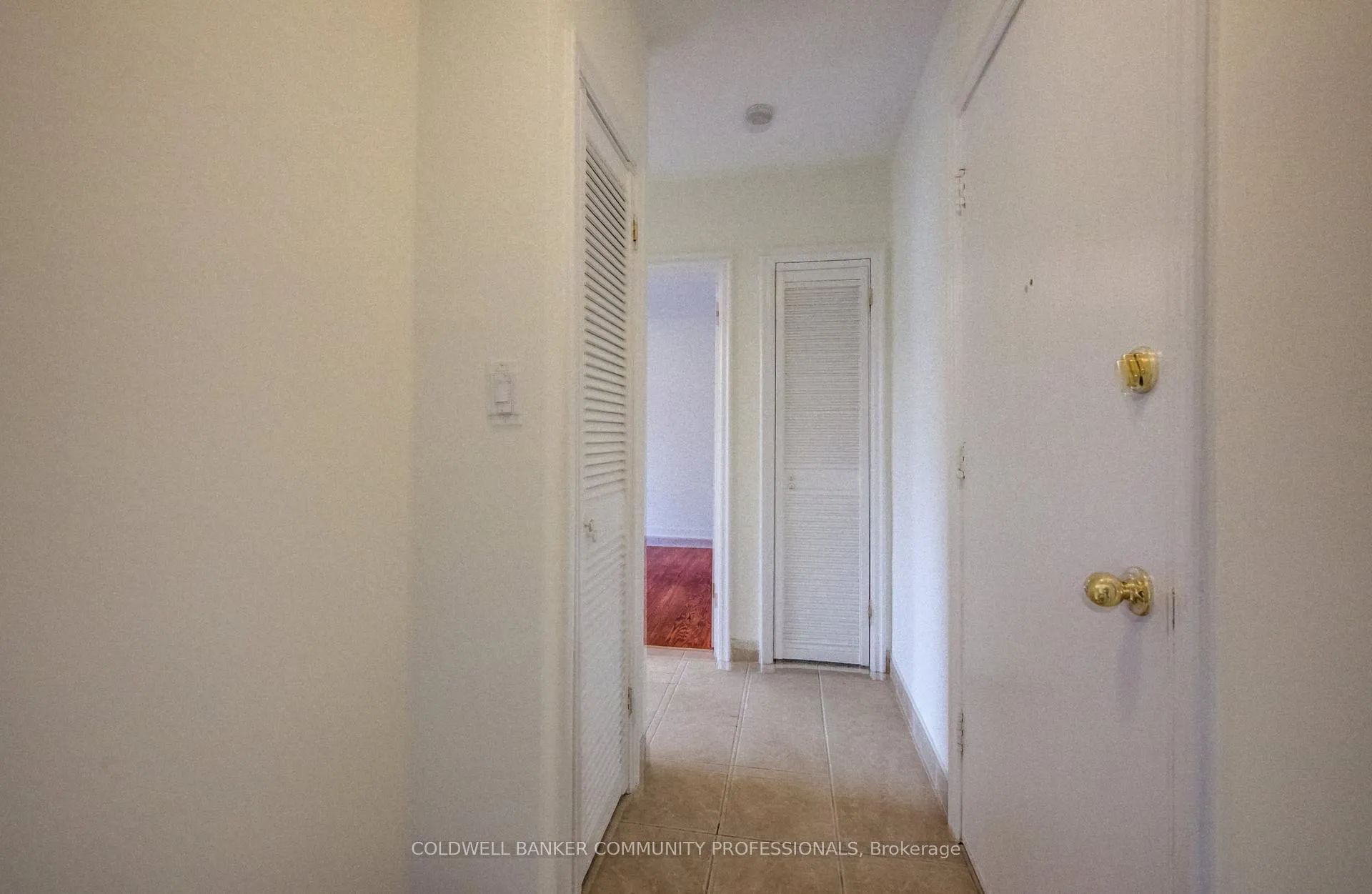 Photo 12 of 137 Emerald Street S, Hamilton, Stinson — HOMEH