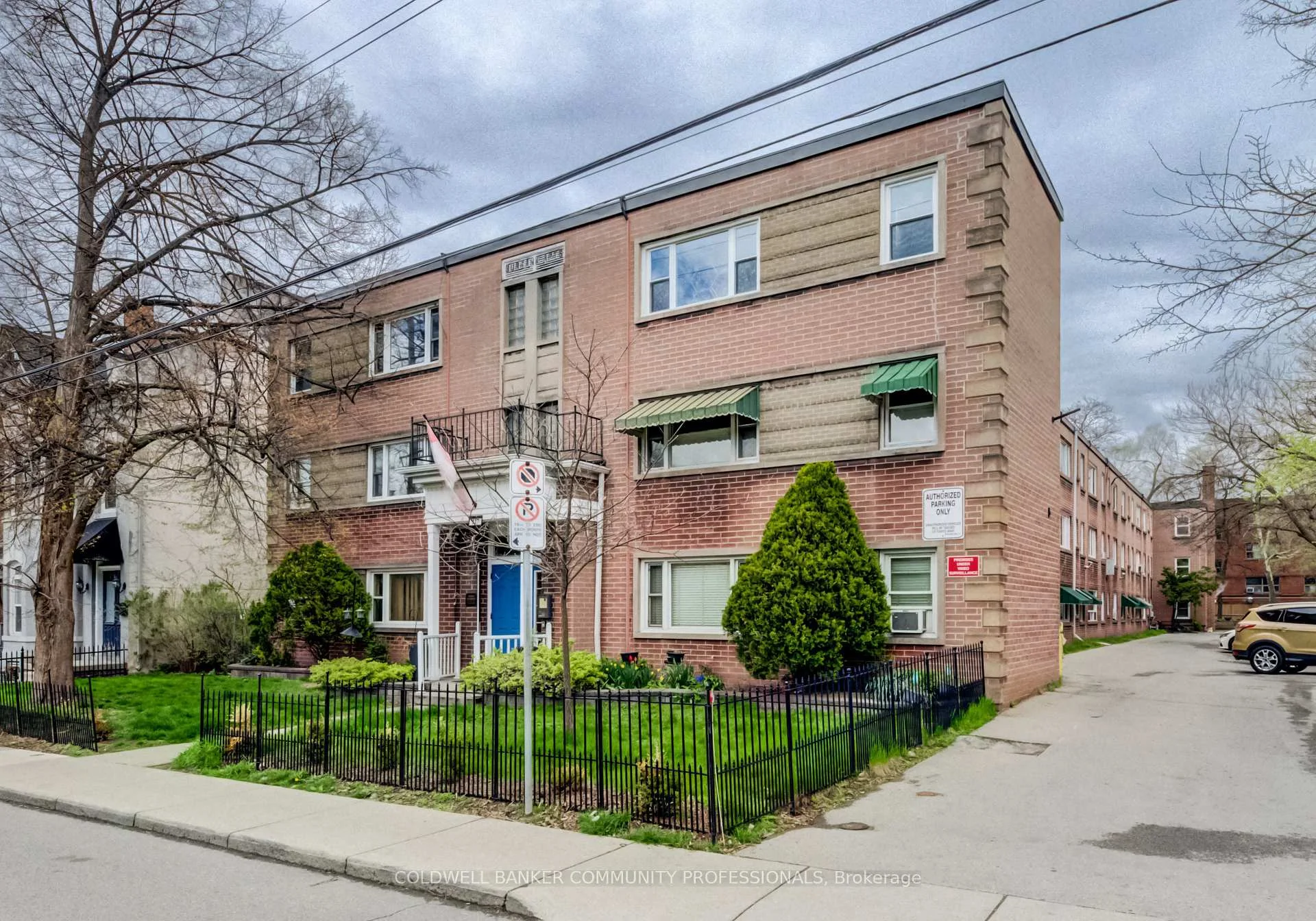 Photo 9 of 137 Emerald Street S, Hamilton, Stinson — HOMEH