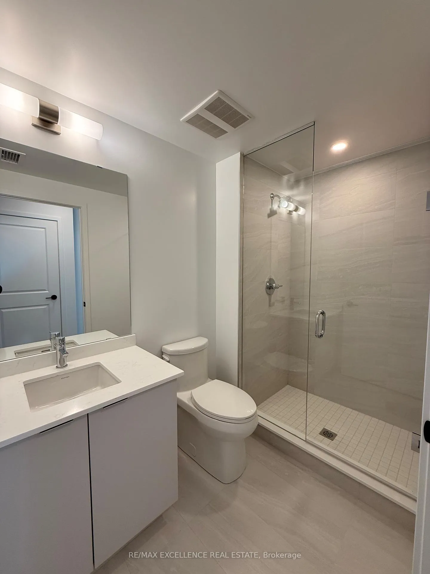 Photo 9 of Unit 1403, 2075 Lakeshore Road, Burlington, Brant — HOMEH