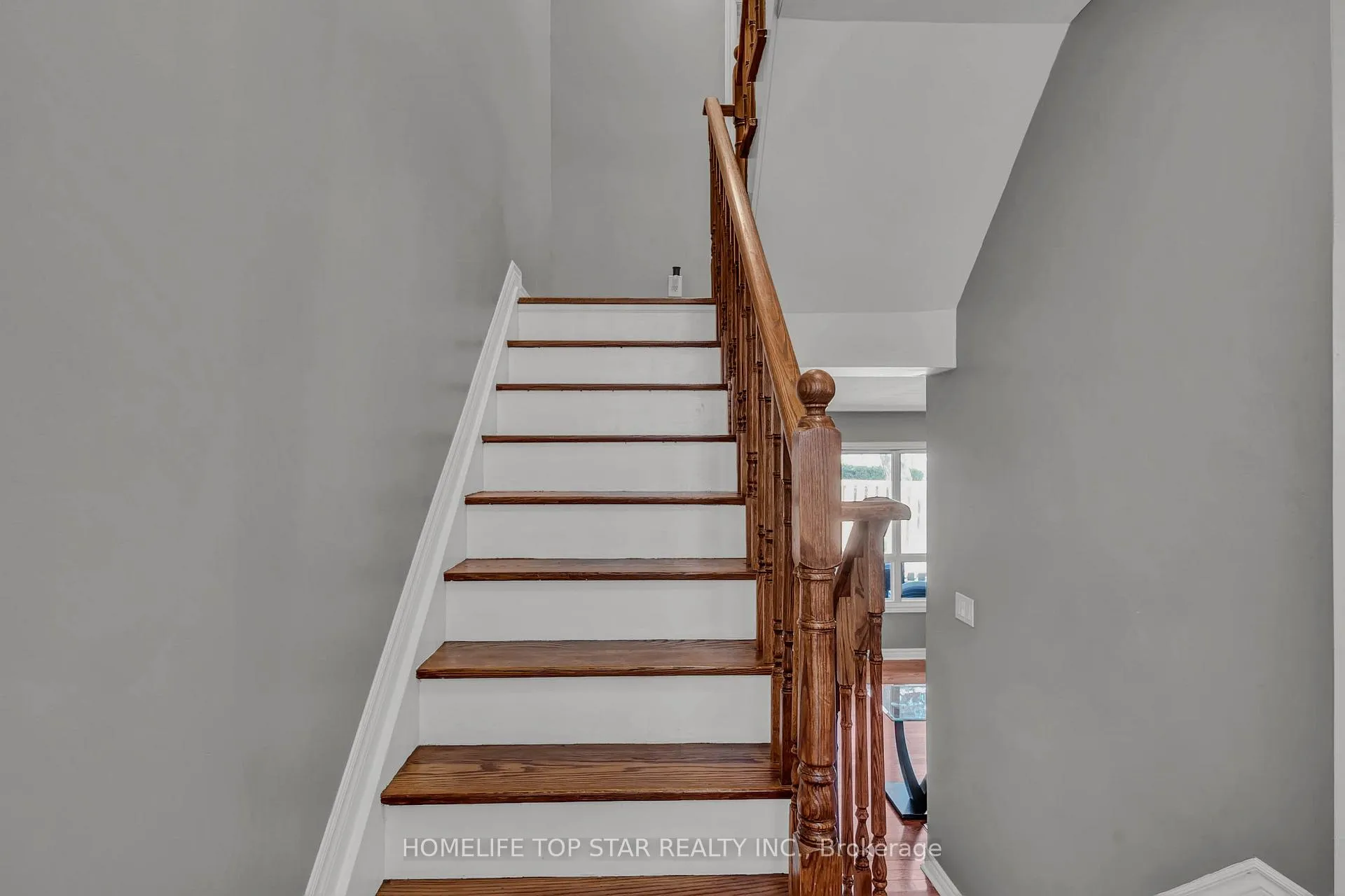Photo 18 of Unit 33, 452 Silverstone Drive, Etobicoke, West Humber-Clairville — HOMEH