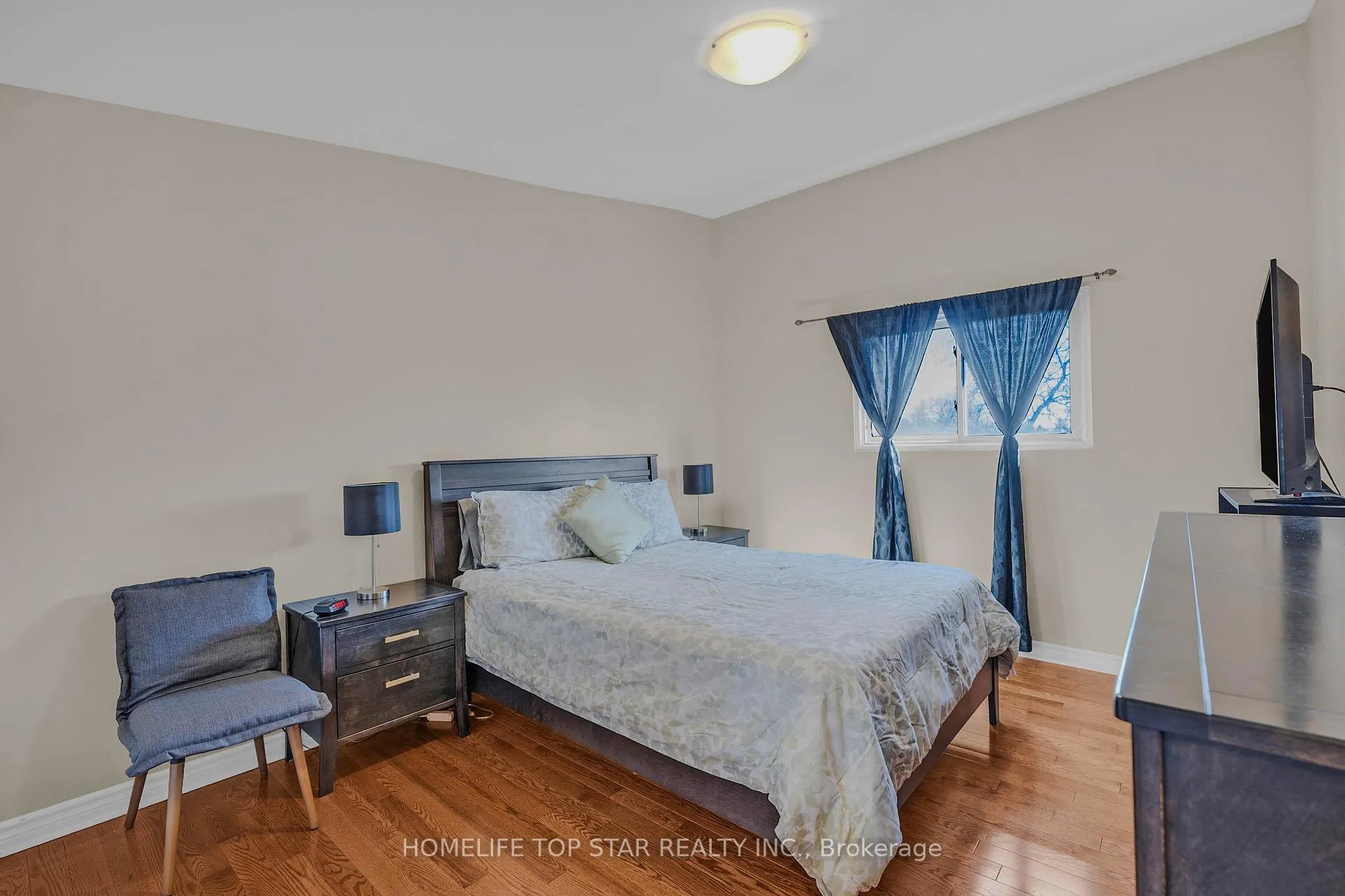 Photo 26 of Unit 33, 452 Silverstone Drive, Etobicoke, West Humber-Clairville — HOMEH