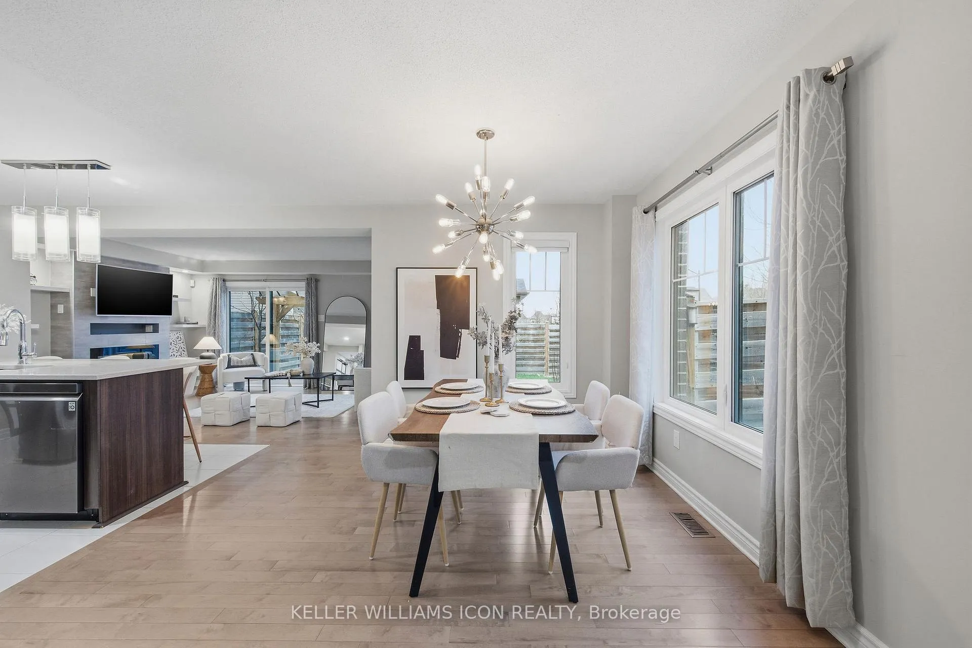 Photo 6 of 718 Breakstone Road, Ottawa, Barrhaven - Half Moon Bay — HOMEH
