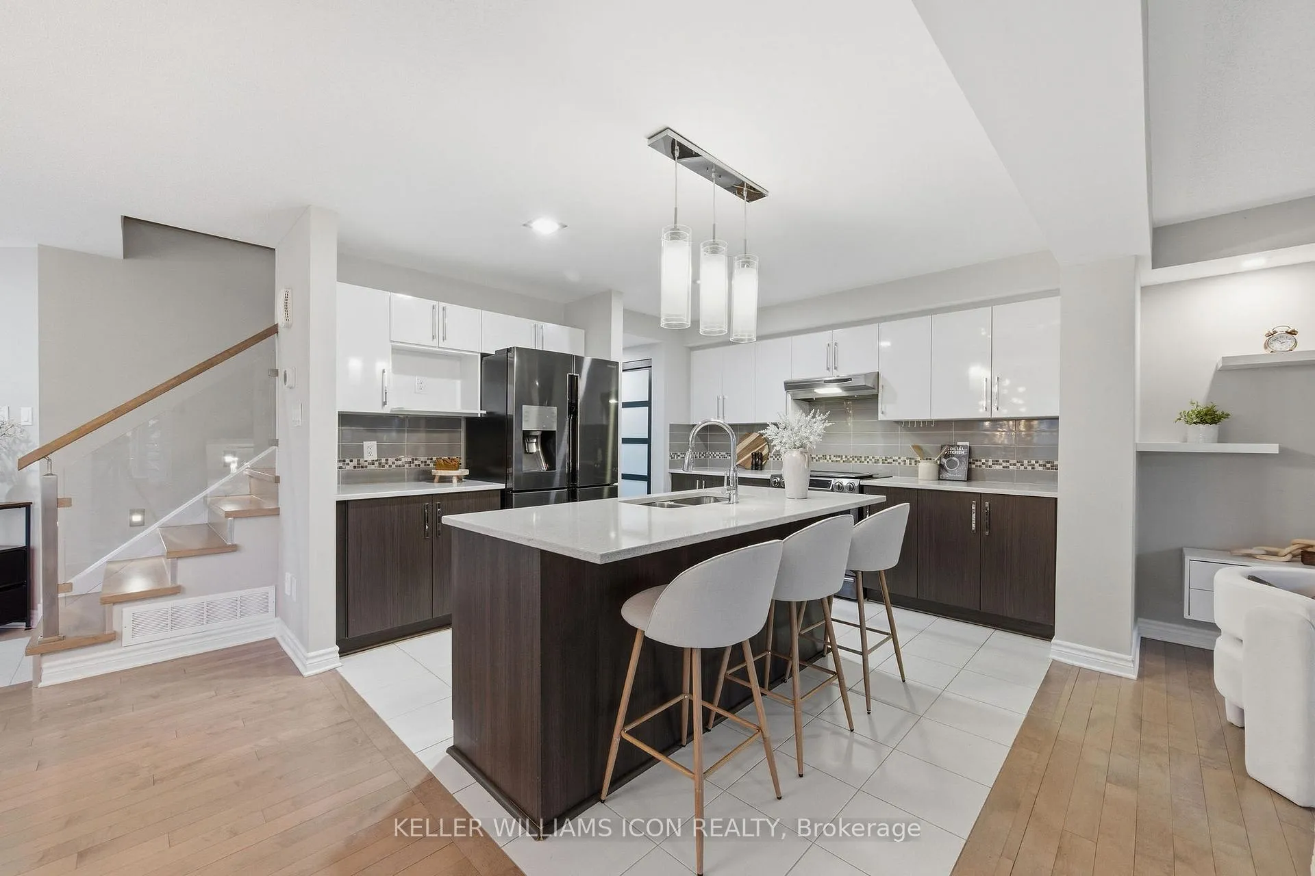 Photo 11 of 718 Breakstone Road, Ottawa, Barrhaven - Half Moon Bay — HOMEH