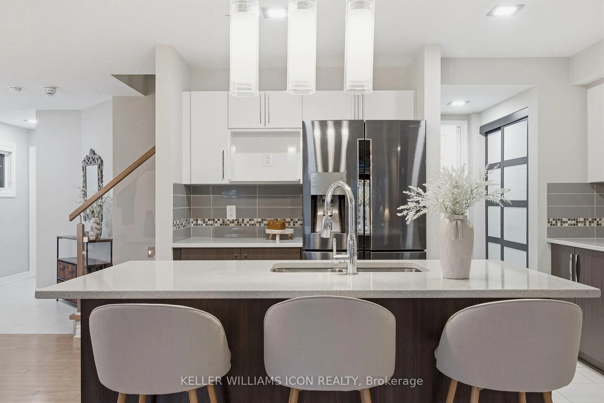 Photo 12 of 718 Breakstone Road, Ottawa, Barrhaven - Half Moon Bay — HOMEH