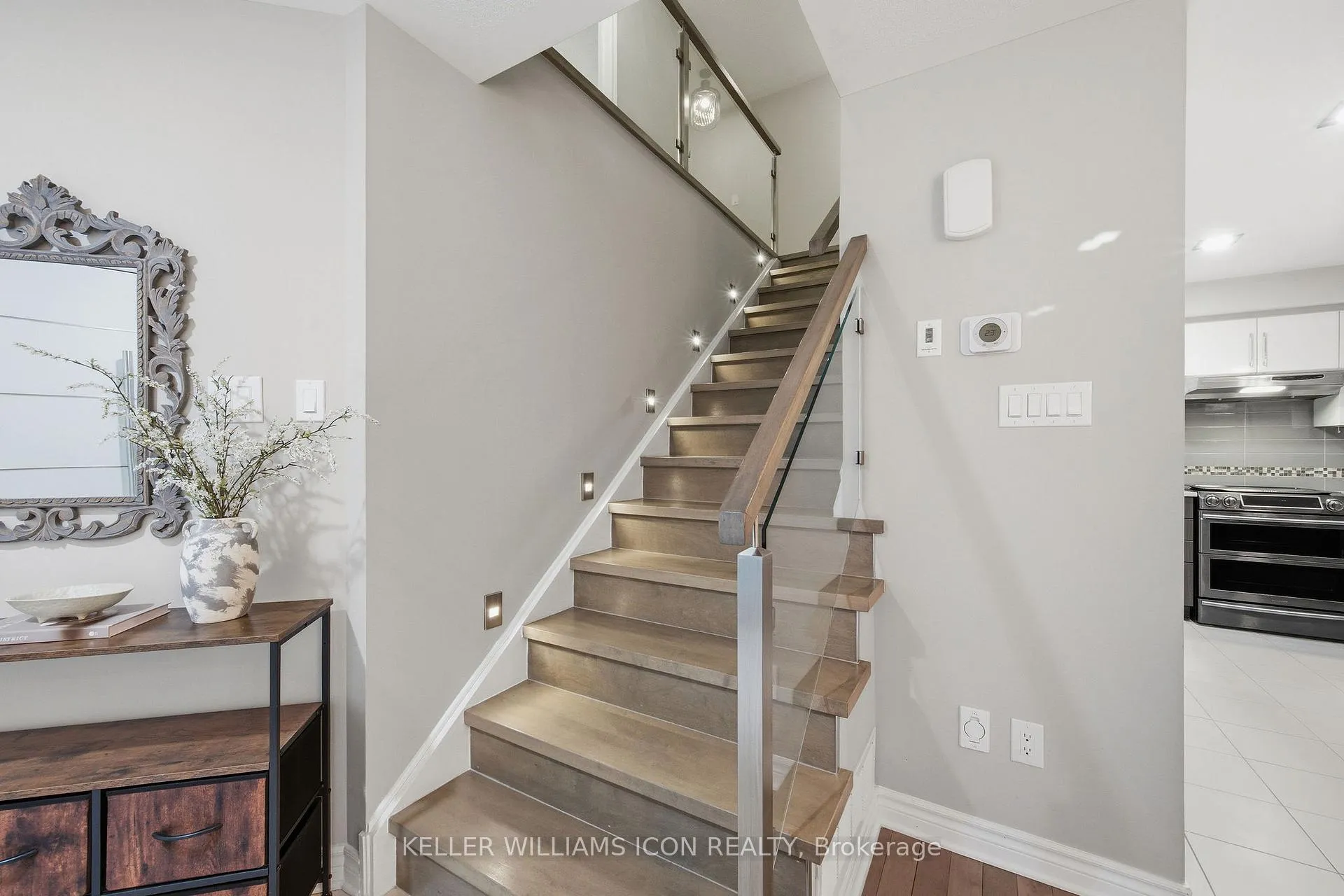 Photo 20 of 718 Breakstone Road, Ottawa, Barrhaven - Half Moon Bay — HOMEH