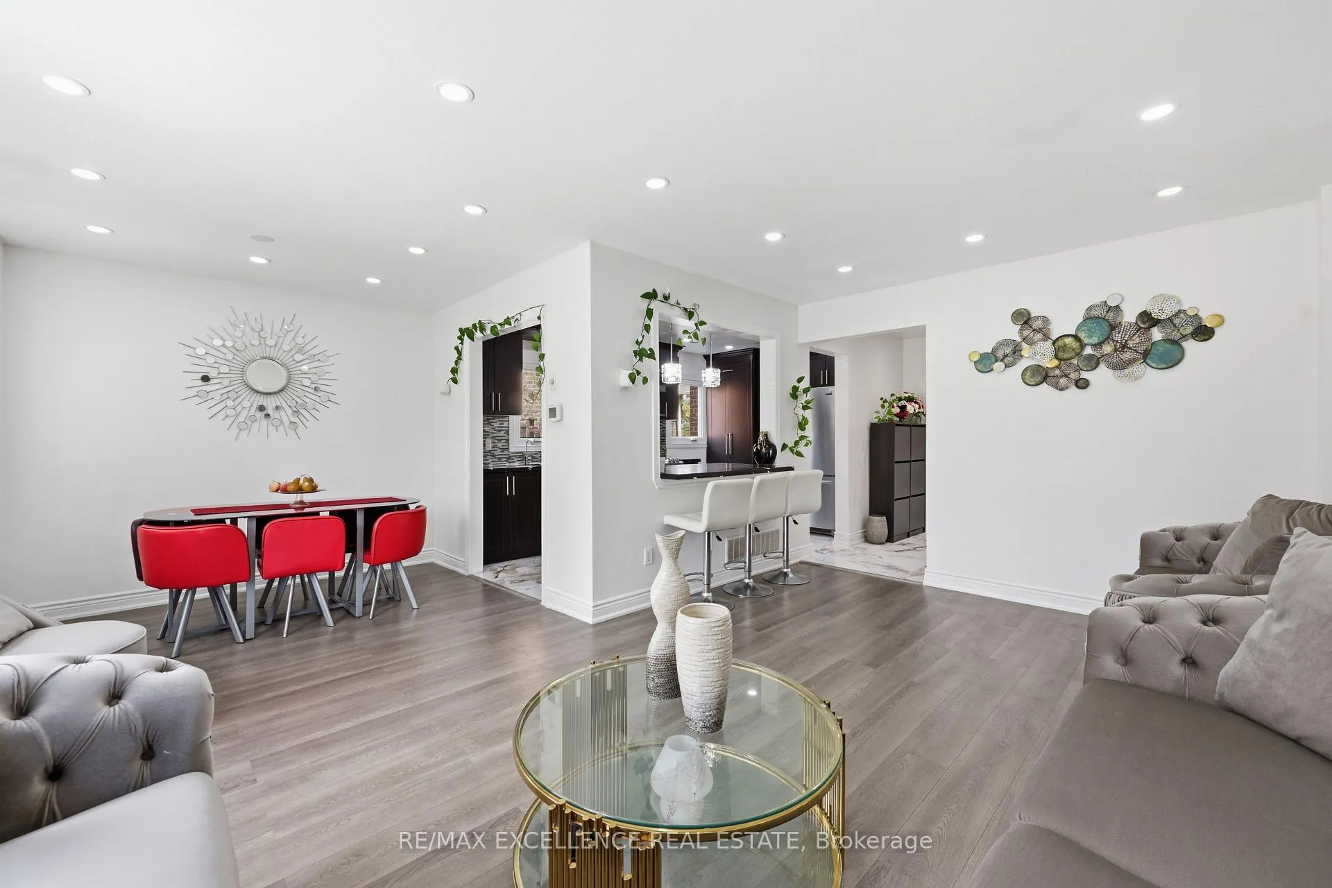 Photo 6 of 86 Trewartha Crescent, Brampton, Heart Lake West — HOMEH