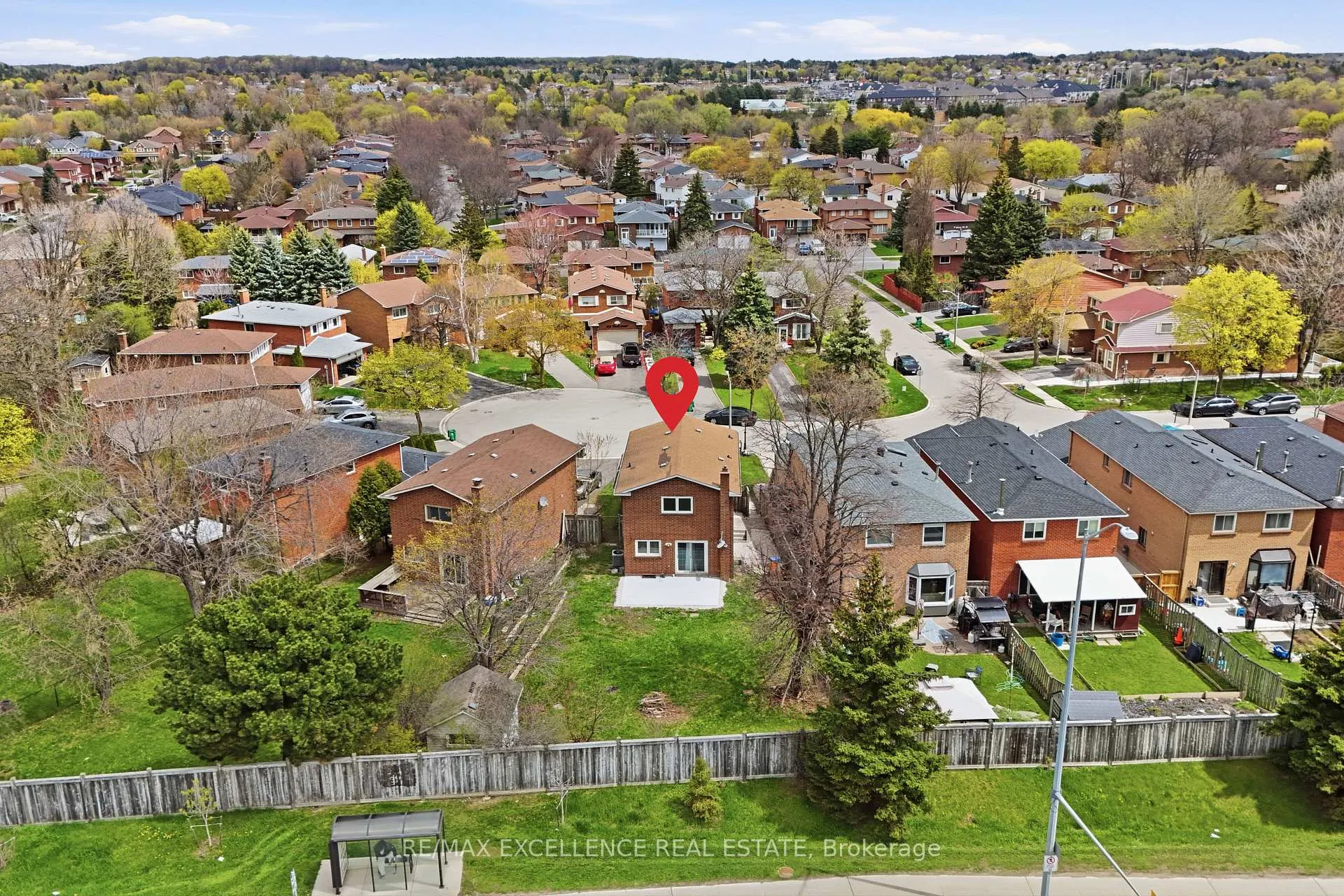 Photo 35 of 86 Trewartha Crescent, Brampton, Heart Lake West — HOMEH