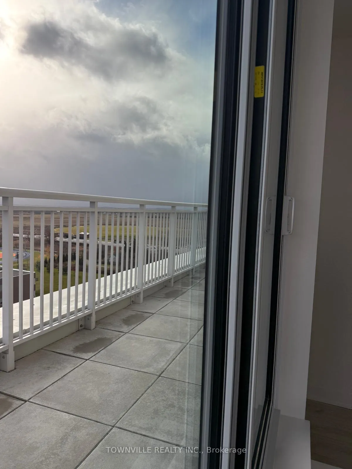 Photo 14 of Unit 1105, 10 All Nations Drive, Brampton, Northwest Brampton — HOMEH