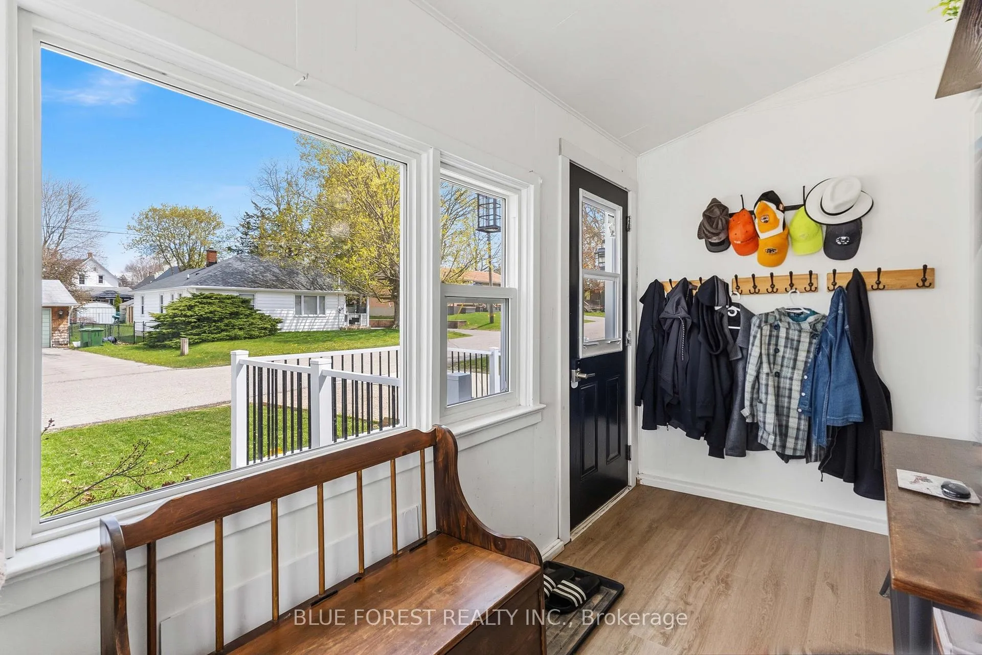 Photo 8 of 47 Devonshire Place, St. Thomas — HOMEH