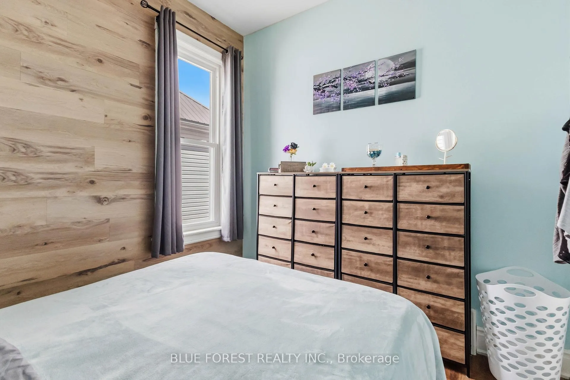 Photo 27 of 47 Devonshire Place, St. Thomas — HOMEH
