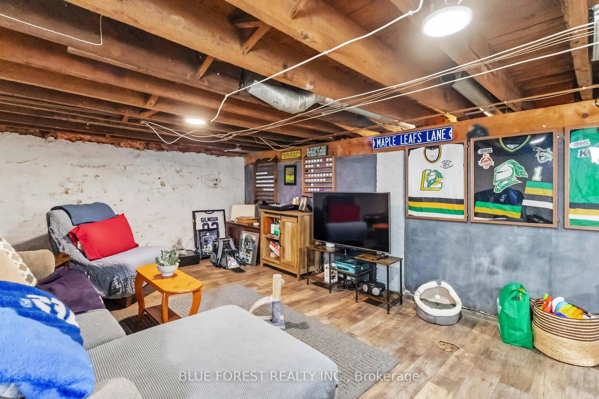 Photo 36 of 47 Devonshire Place, St. Thomas — HOMEH