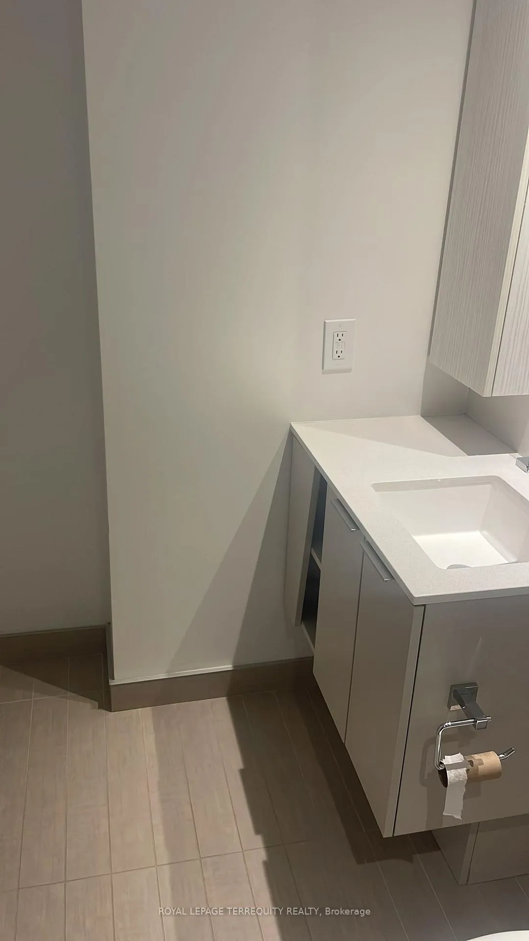 Photo 22 of Unit 305, 3900 Confederation Parkway, Mississauga, City Centre — HOMEH