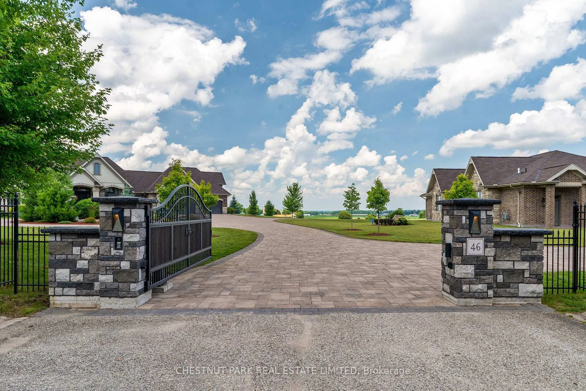 Photo 2 of 46 Anita Drive, Wellesley — HOMEH
