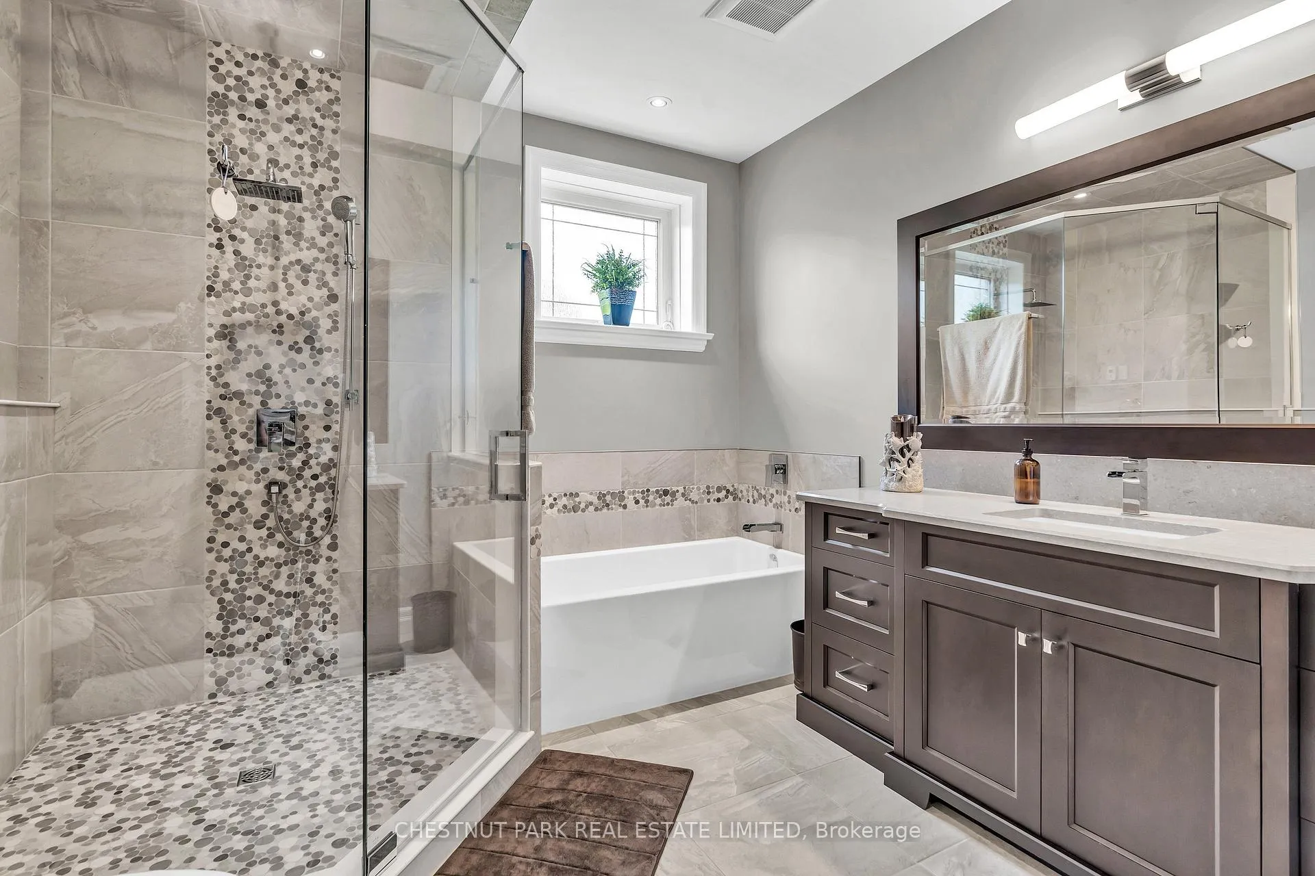 Photo 40 of 46 Anita Drive, Wellesley — HOMEH