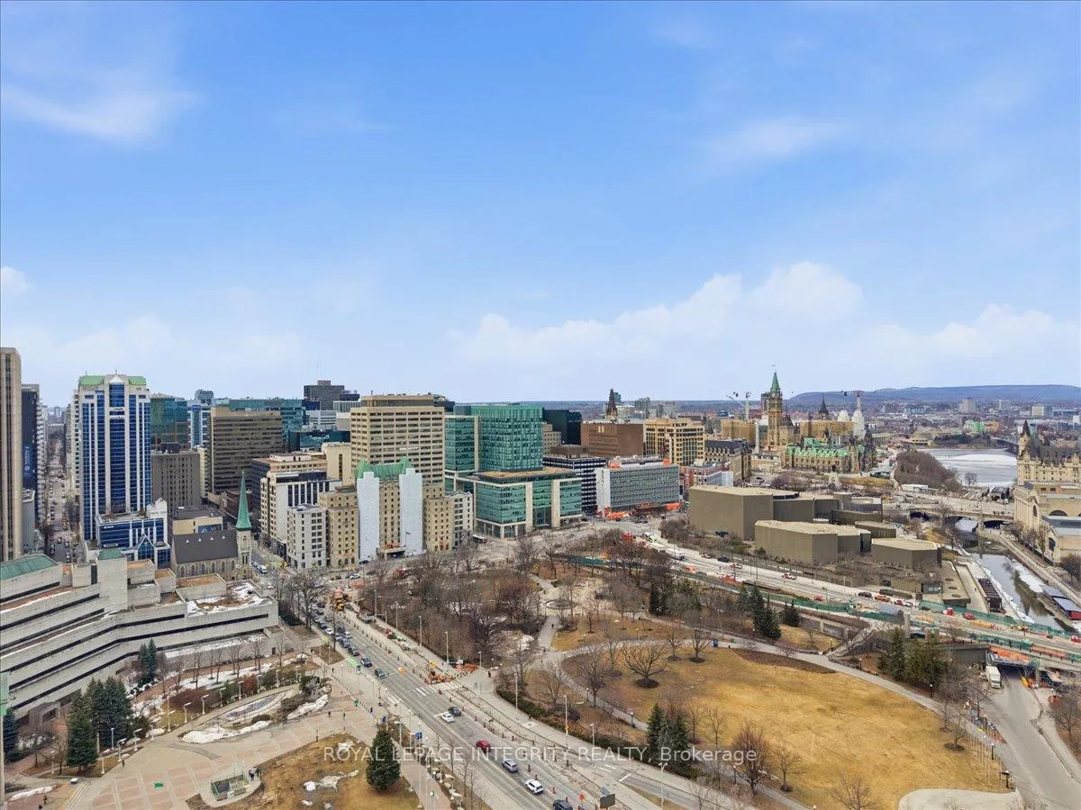 Photo 3 of Unit 617, 161 Laurier Avenue W, Ottawa, Ottawa Centre — HOMEH