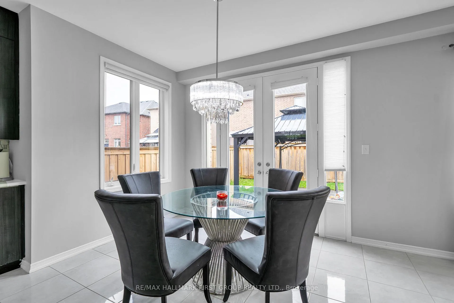 Photo 3 of 2554 Stallion Drive, Oshawa, Windfields — HOMEH