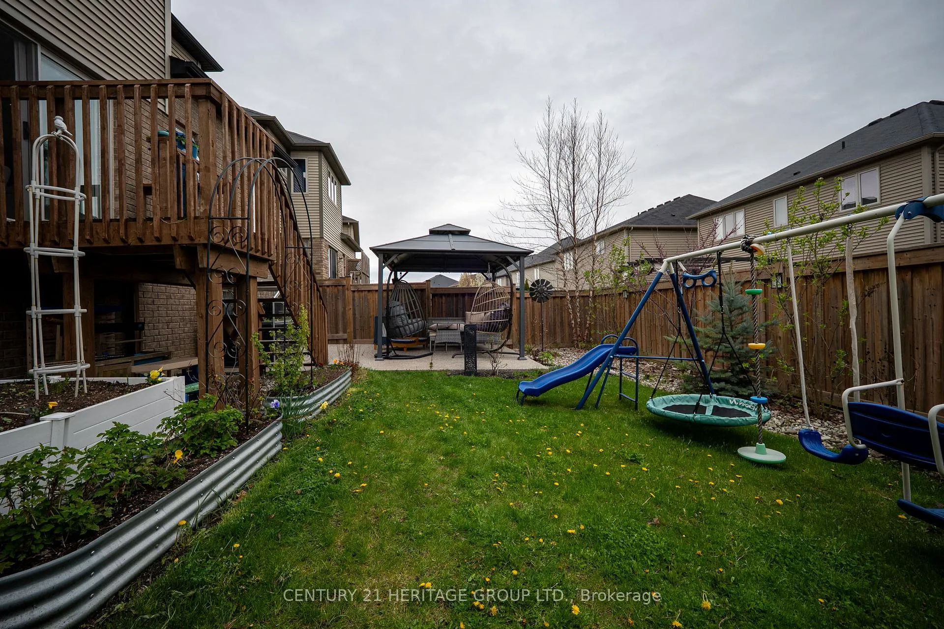 Photo 42 of 195 Pumpkin Pass, Hamilton, Binbrook — HOMEH
