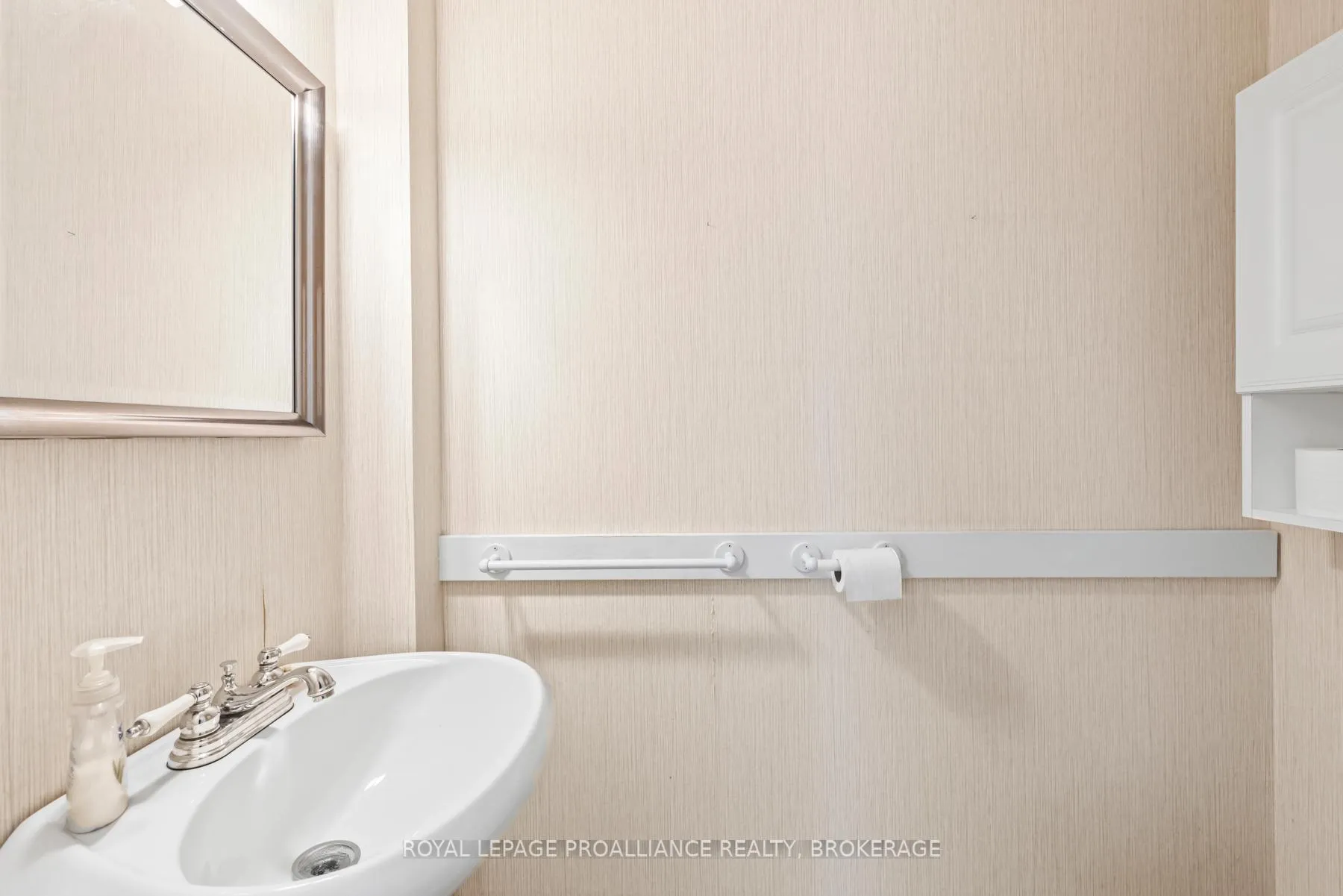 Photo 16 of Unit 1, 116 Notch Hill Road, Kingston, Central City West — HOMEH