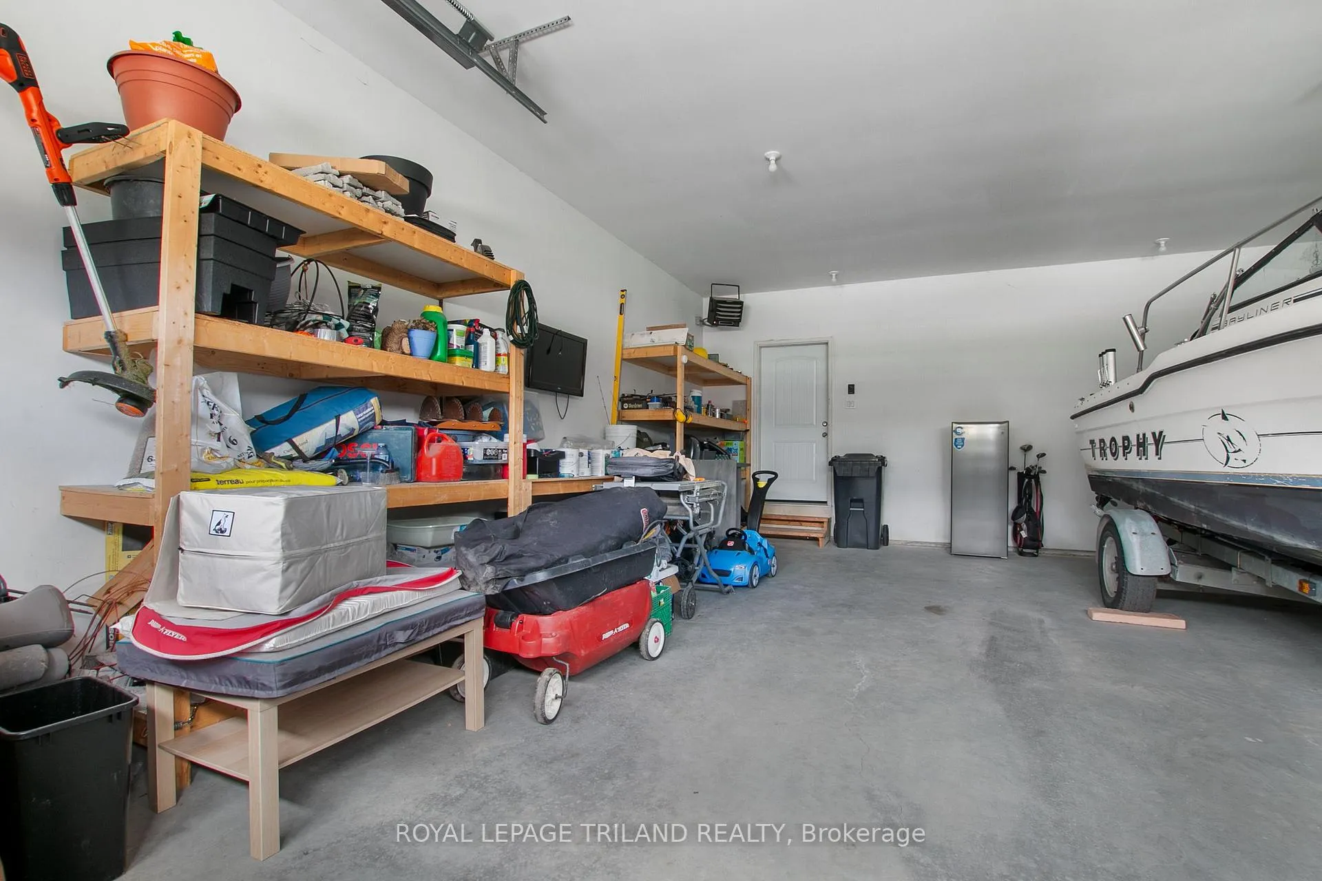 Photo 30 of 76 Coulter Avenue, St. Thomas — HOMEH