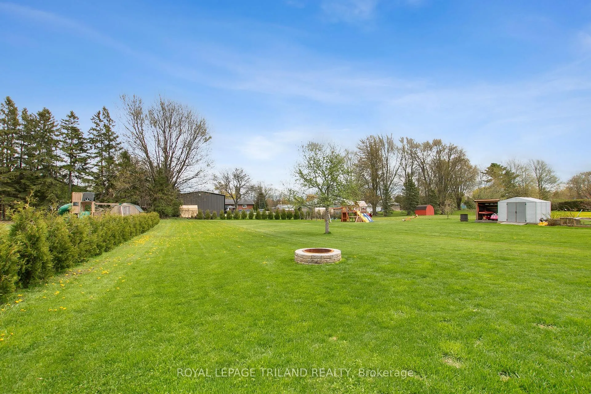 Photo 31 of 76 Coulter Avenue, St. Thomas — HOMEH