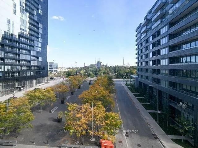 Photo 9 of Unit 912, 21 Lawren Harris Square, Toronto, Moss Park — HOMEH