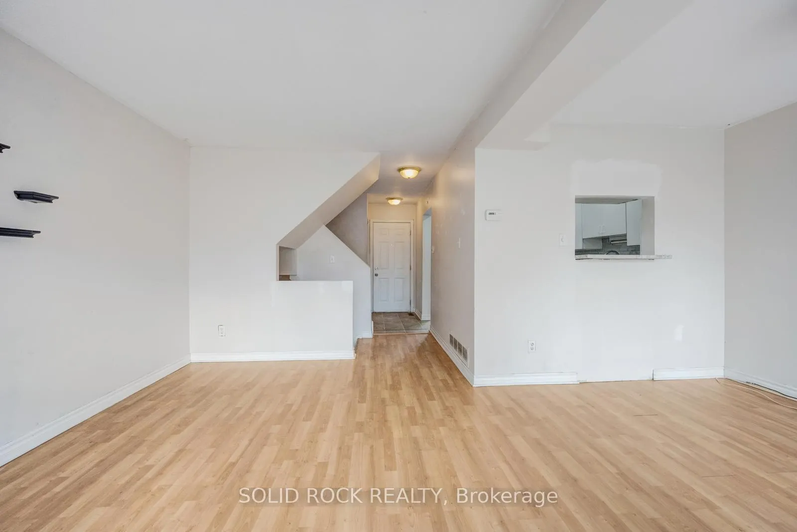 Photo 14 of Unit 332, 332 Fleetwood Crescent, Brampton, Southgate — HOMEH