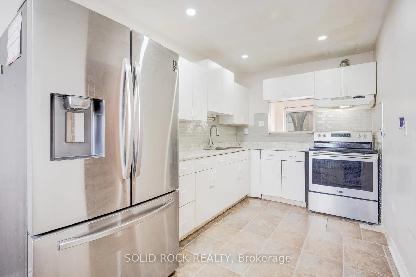 Photo 16 of Unit 332, 332 Fleetwood Crescent, Brampton, Southgate — HOMEH