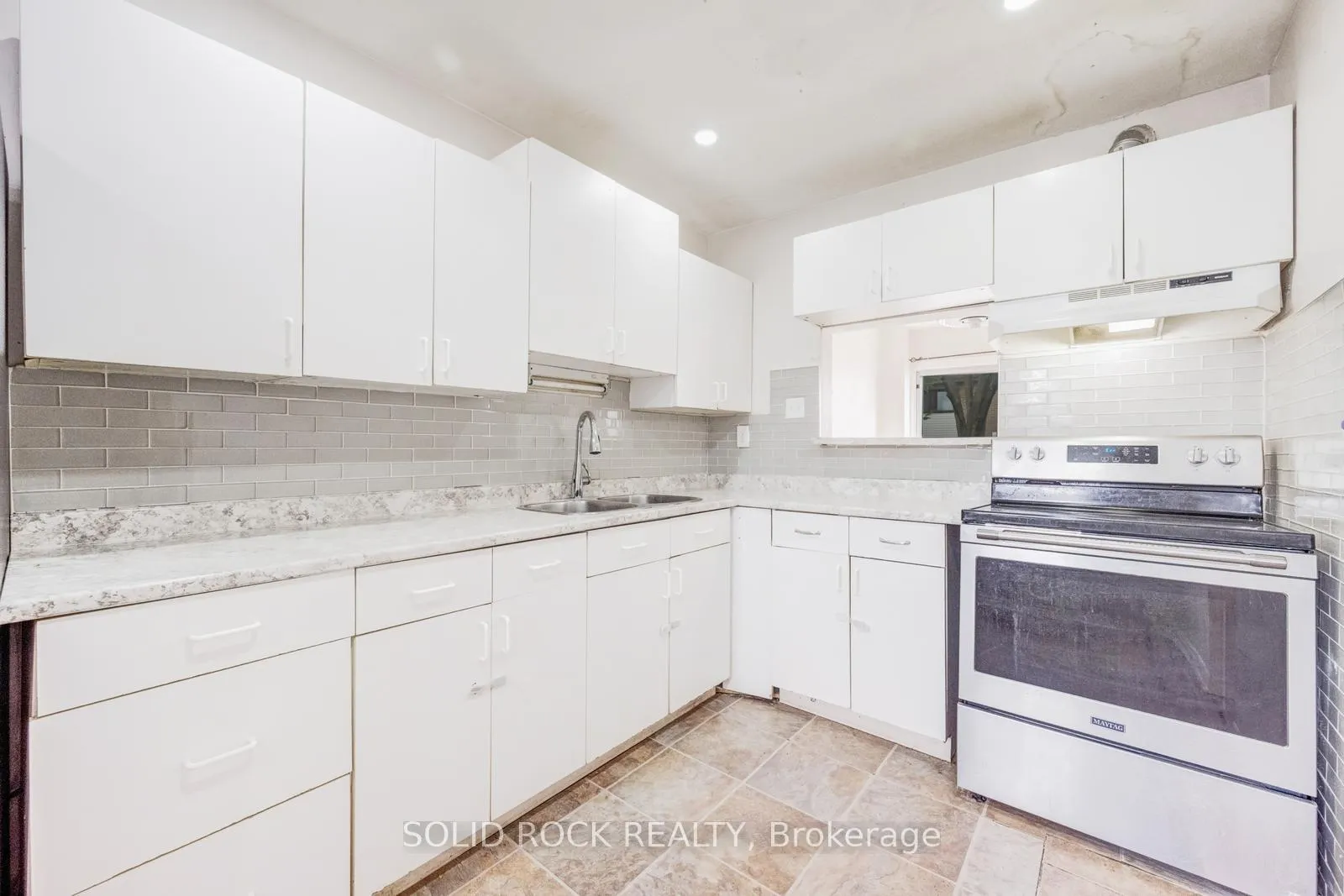 Photo 18 of Unit 332, 332 Fleetwood Crescent, Brampton, Southgate — HOMEH