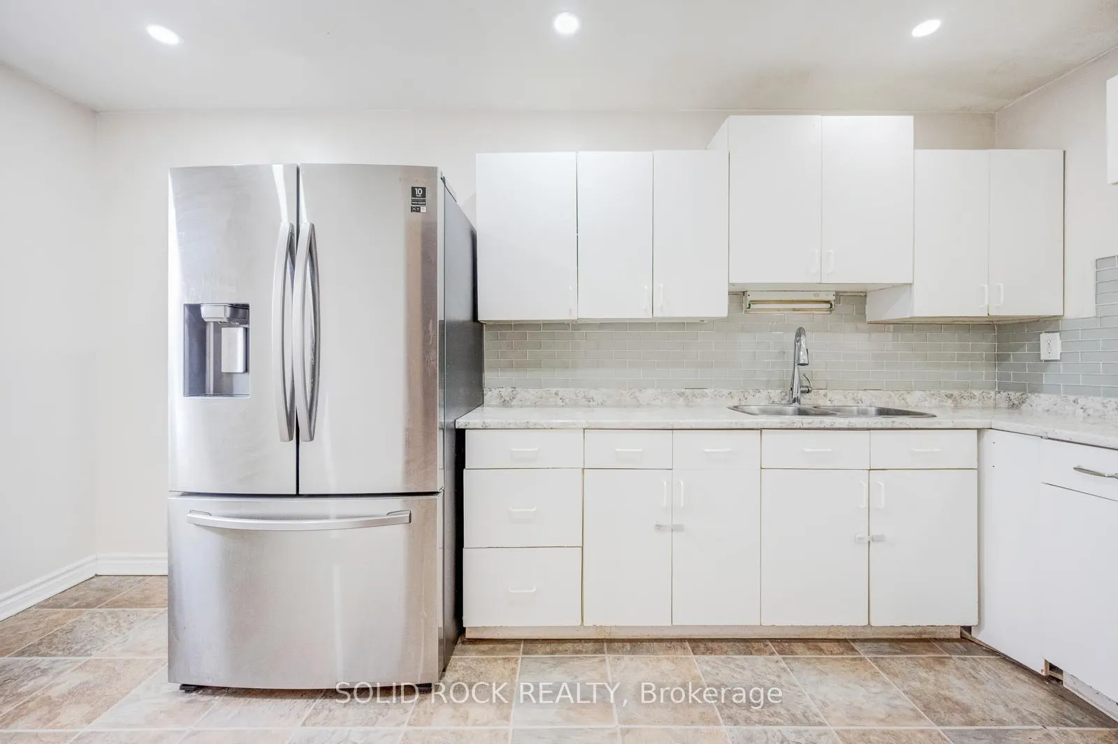 Photo 19 of Unit 332, 332 Fleetwood Crescent, Brampton, Southgate — HOMEH